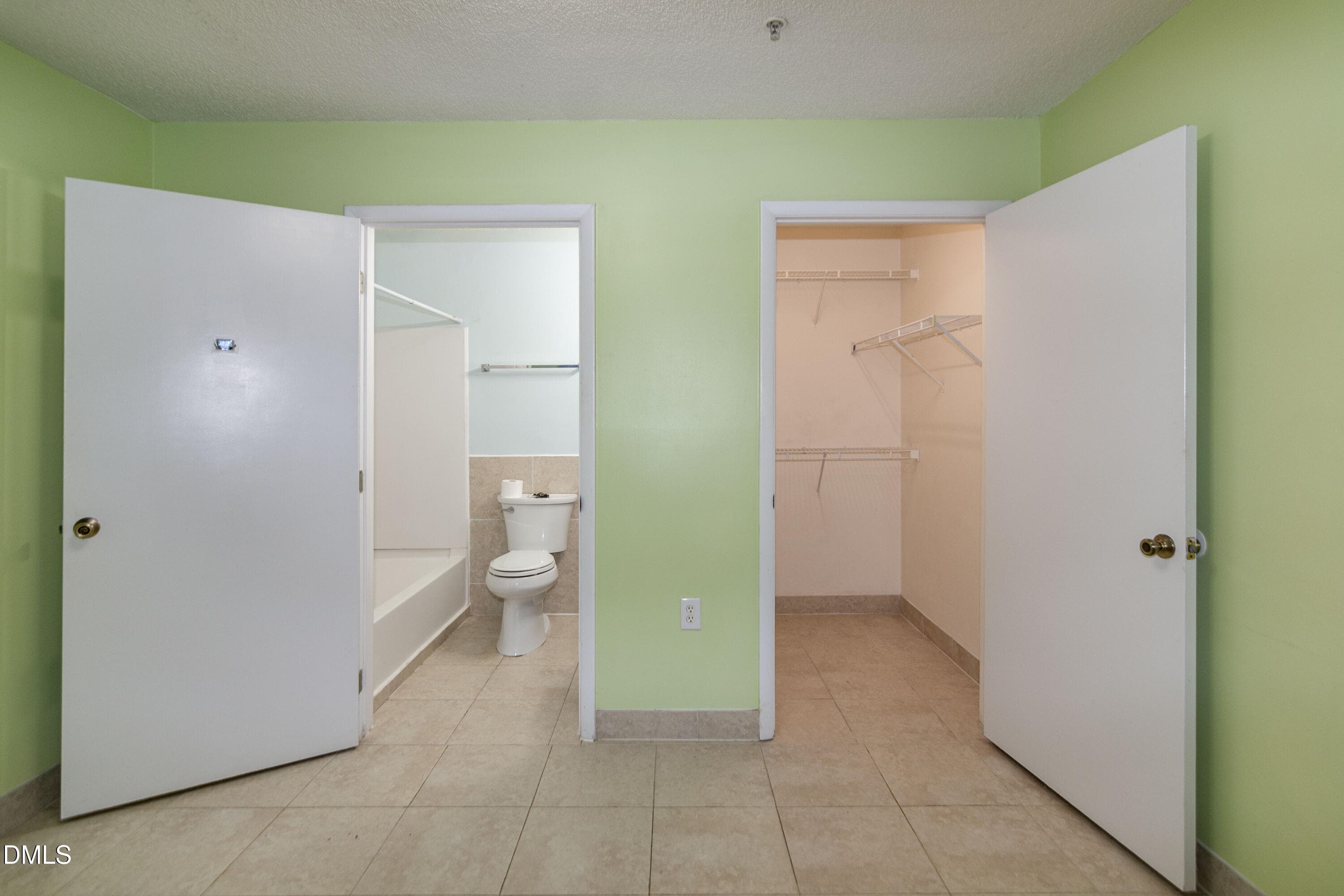 RJP_X_8245 - 1351 Crab Orchard Drive 101, Raleigh, NC 27606, Raleigh