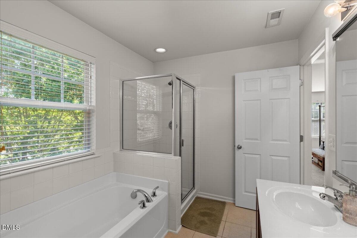 60-DSC01733 - 11711 Mezzanine Drive 114, Raleigh, NC 27614, Raleigh