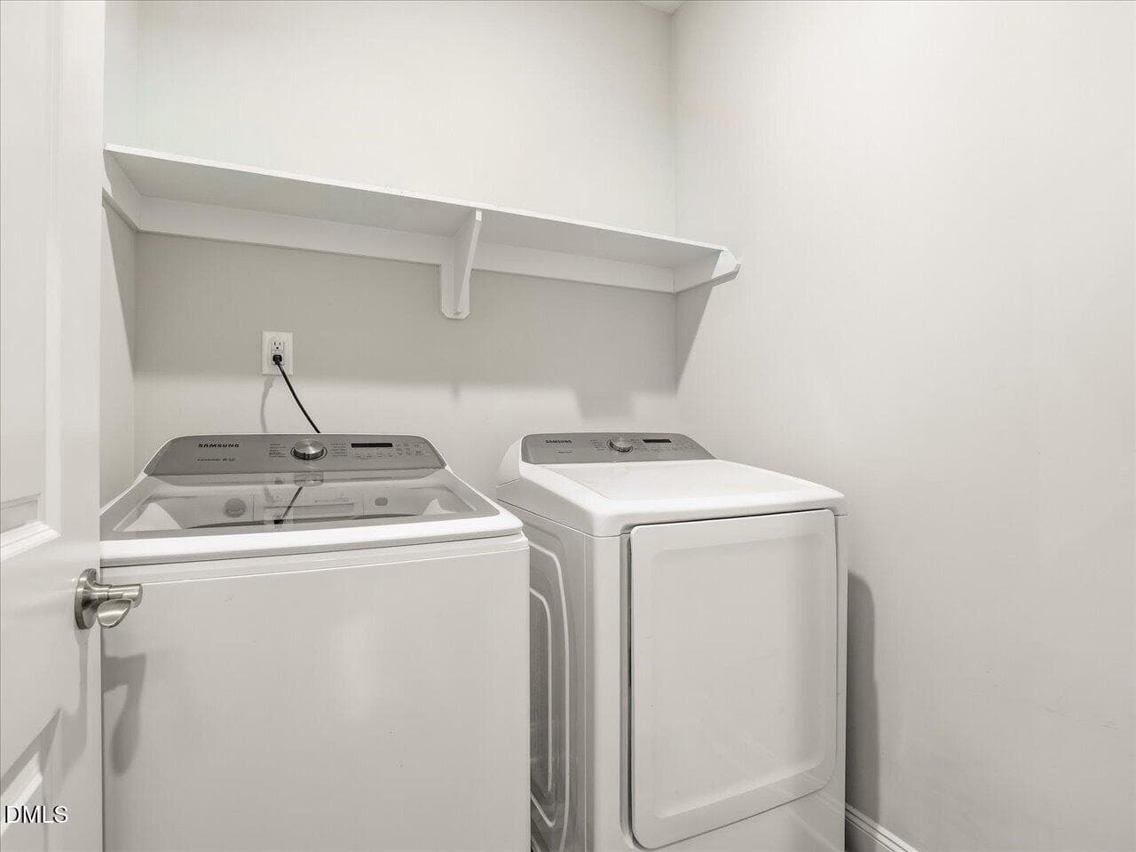 48-Laundry Room - 2907 Meadow Bluffs Way, Fuquay Varina, NC 27526