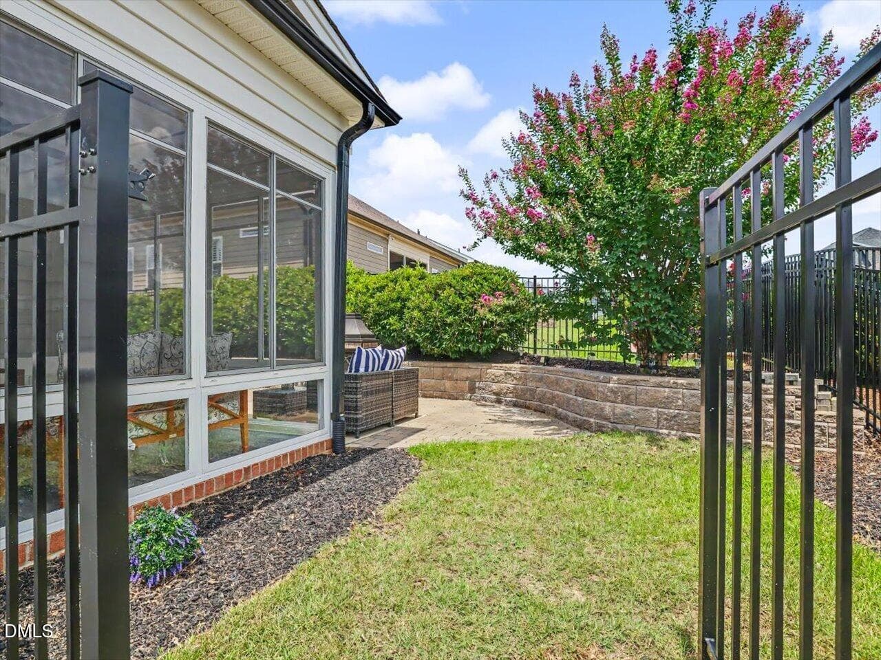 66-Fenced Yard - 2907 Meadow Bluffs Way, Fuquay Varina, NC 27526