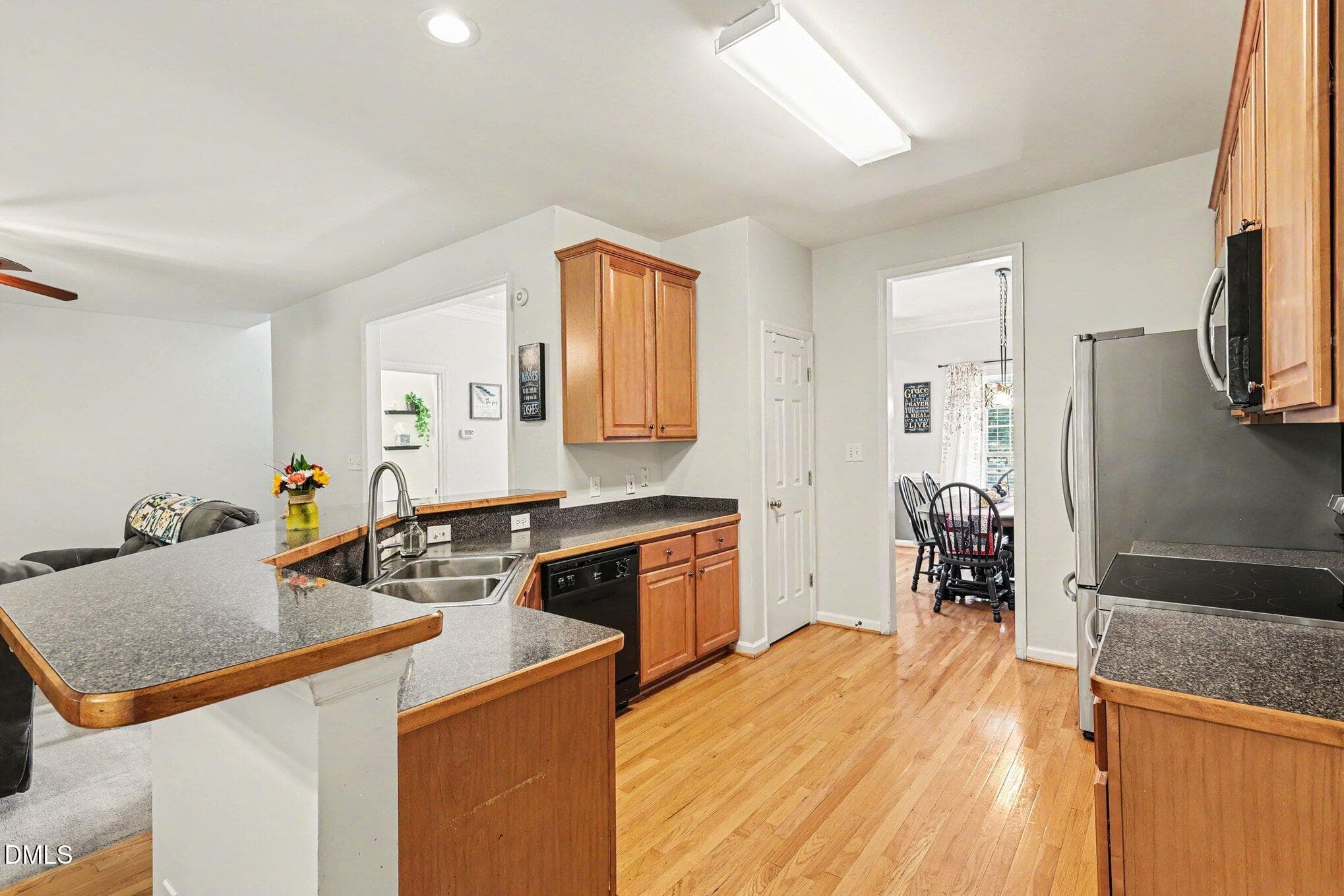 009_file_3237 - 4804 Hodfield Court, Raleigh, NC 27604, Raleigh
