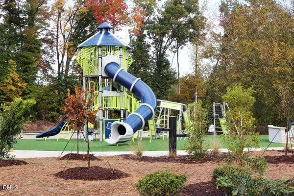 Horton-Park-9-600x400 - 530 Middleton Court, Sanford, NC 27330