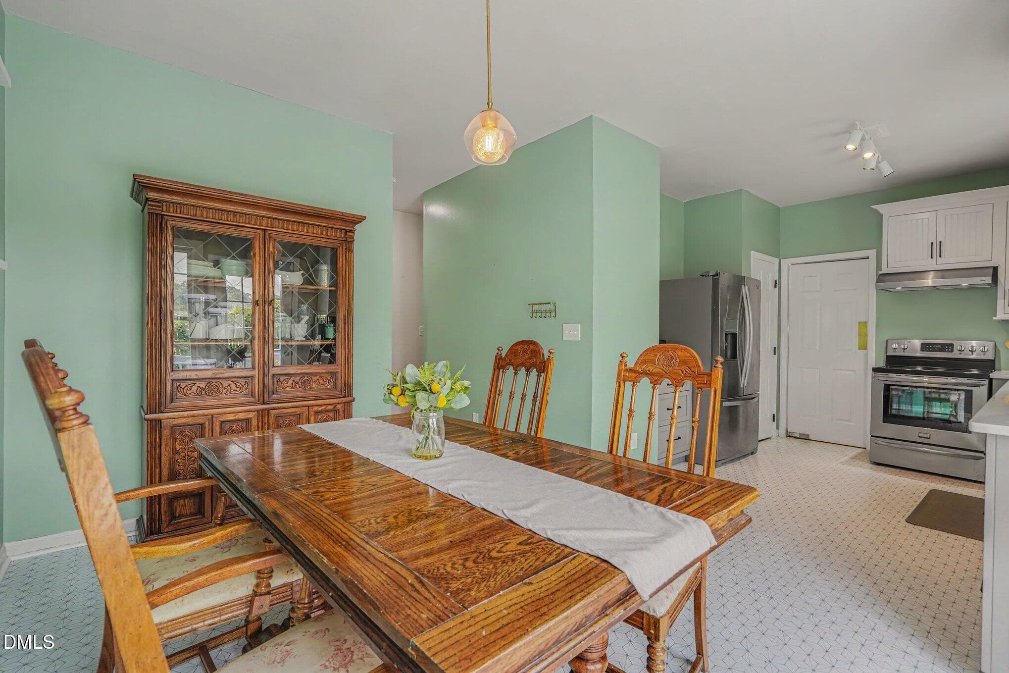 011_file_8147 - 1900 Jupiter Hills Court, Raleigh, NC 27604, Raleigh