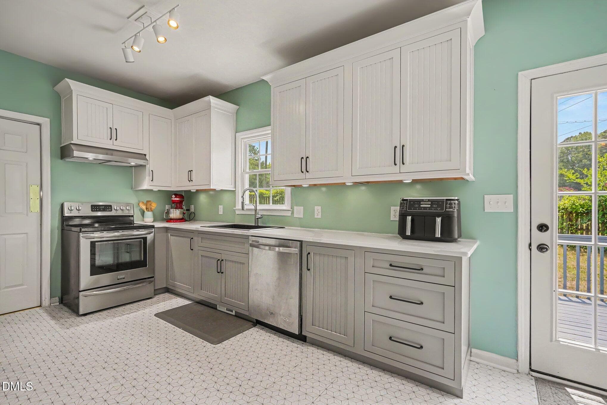013_file_1557 - 1900 Jupiter Hills Court, Raleigh, NC 27604, Raleigh