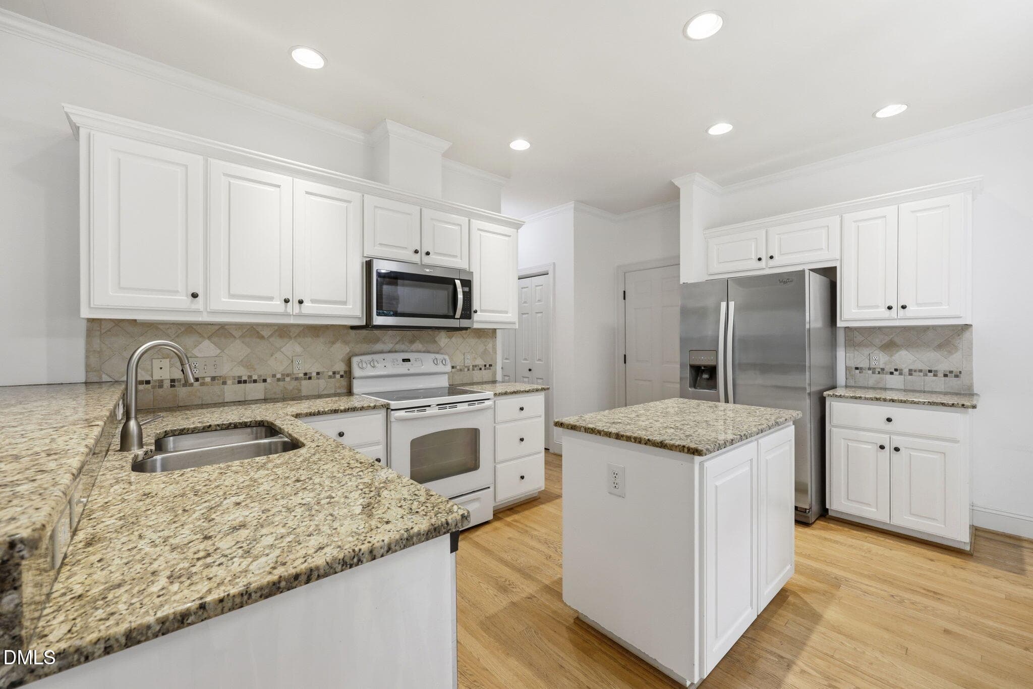 21-web-or-mls-IMG_1394 - 101 Plumtree Way, Cary, NC 27518, Cary