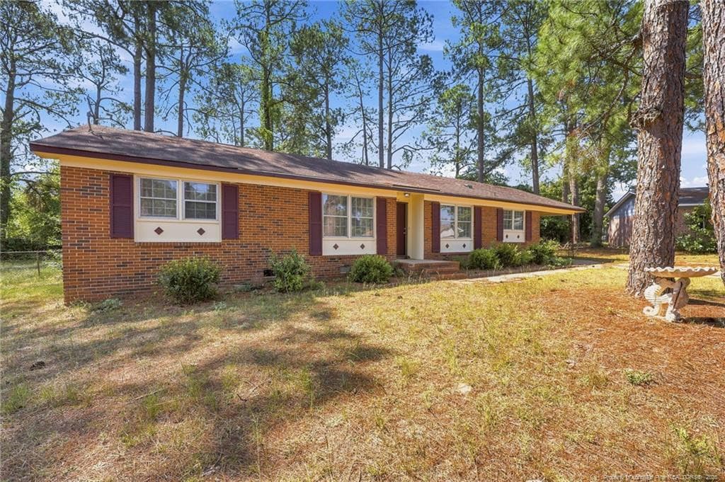 Photo 3 - 5805 Cold Harbor Court, Fayetteville, NC 28304, Fayetteville