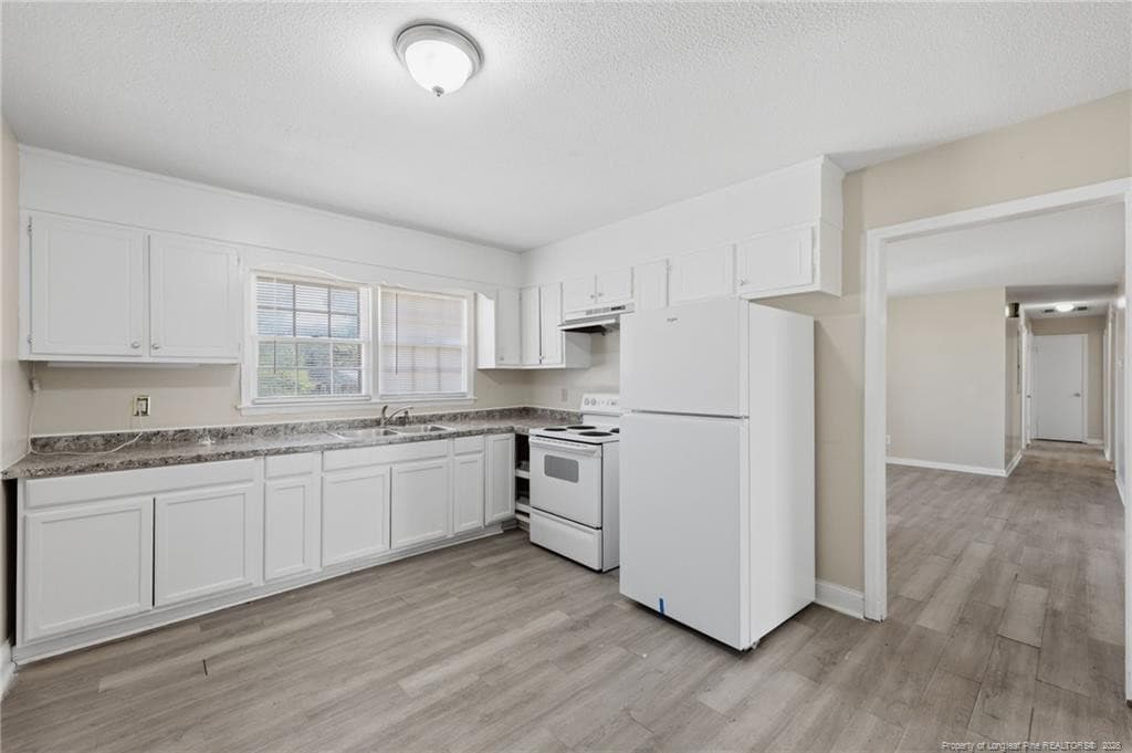 Photo 7 - 5805 Cold Harbor Court, Fayetteville, NC 28304, Fayetteville