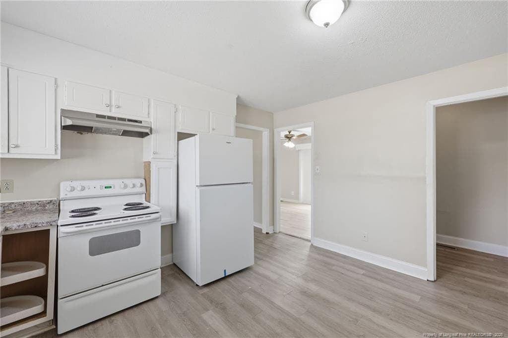 Photo 8 - 5805 Cold Harbor Court, Fayetteville, NC 28304, Fayetteville