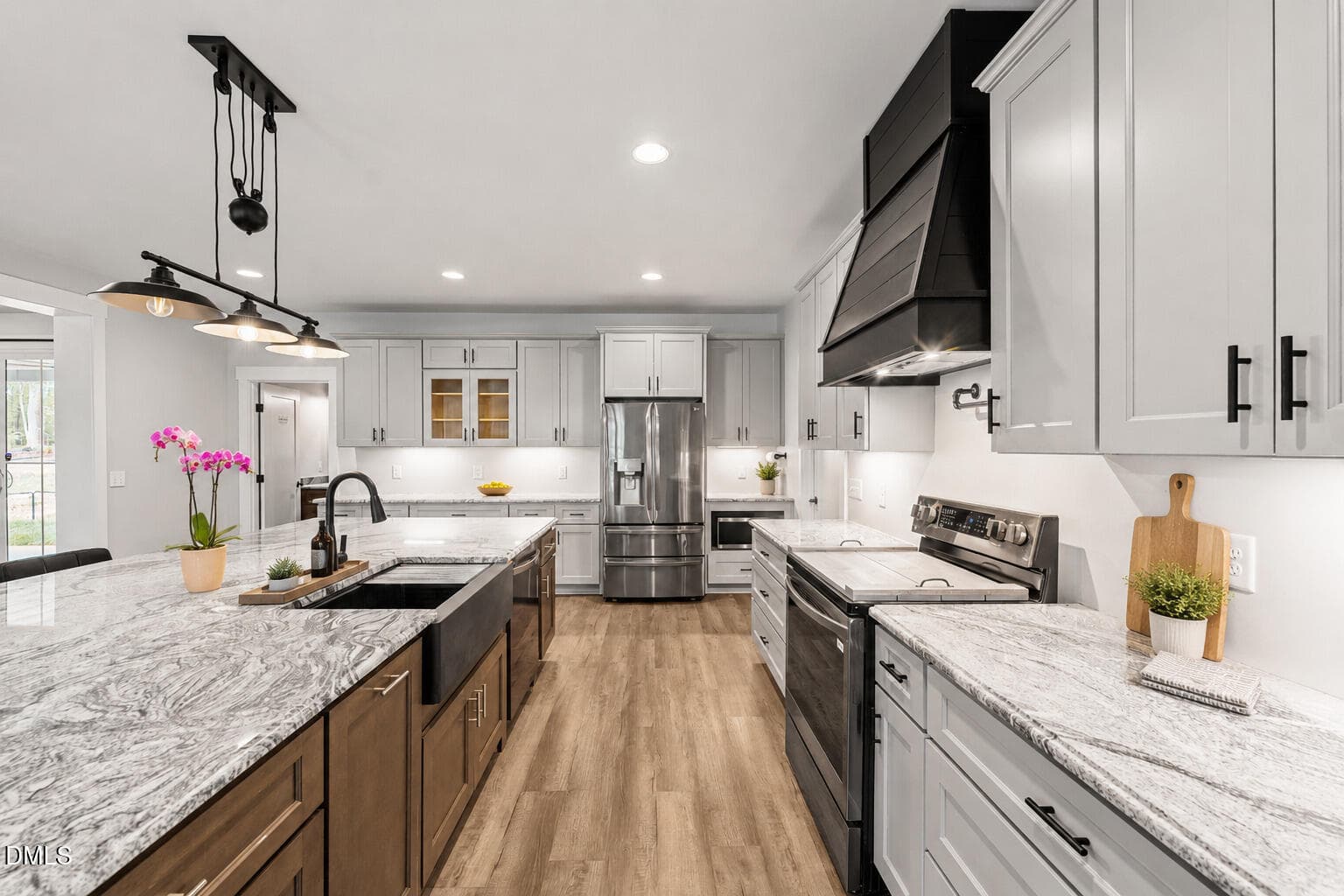 farmhouse-kitchen-with-granite-counters- - 2560 John Lewis Road, Burlington, NC 27217