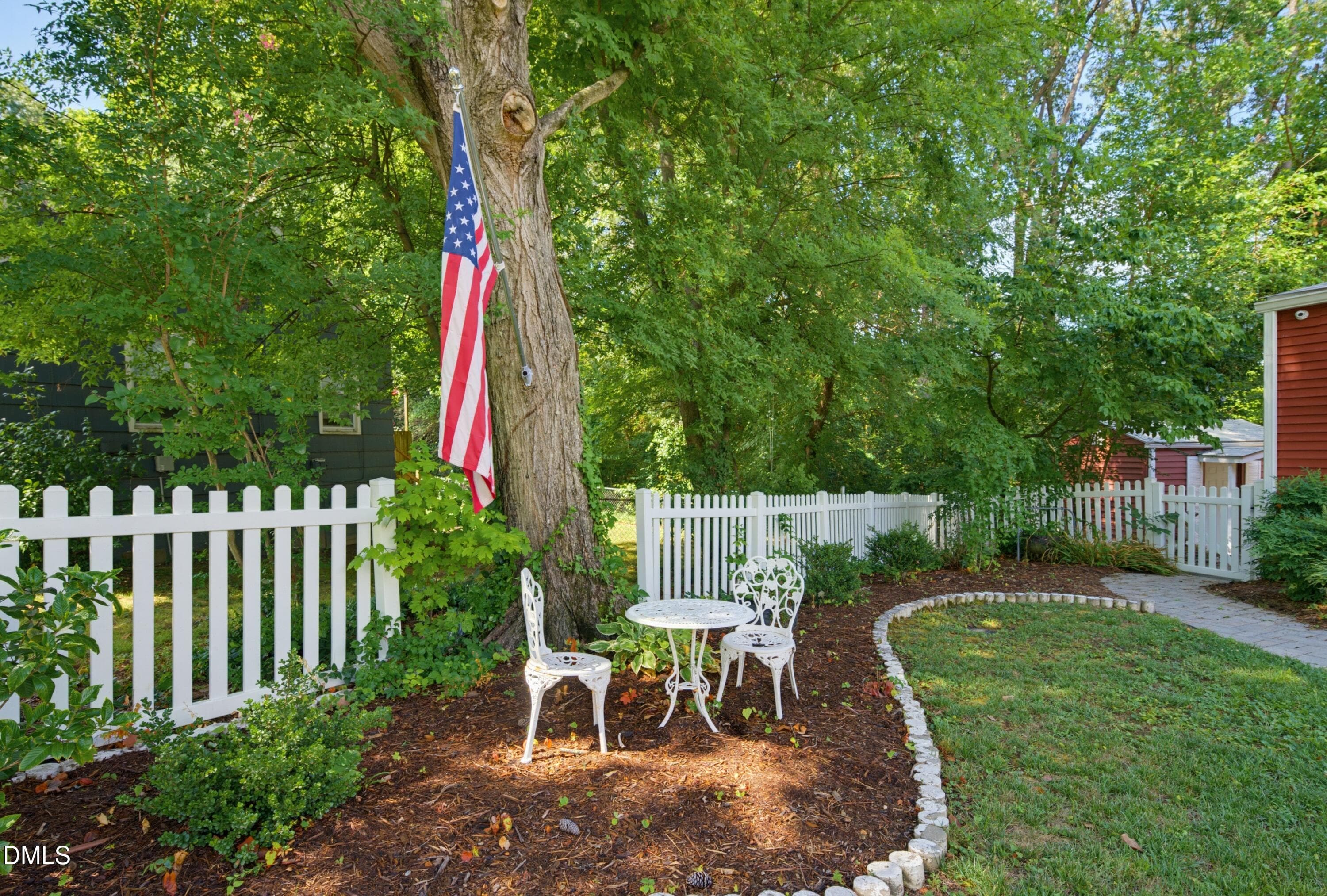 Exterior Side Garden - 306 Plainview Avenue, Raleigh, NC 27604, Raleigh