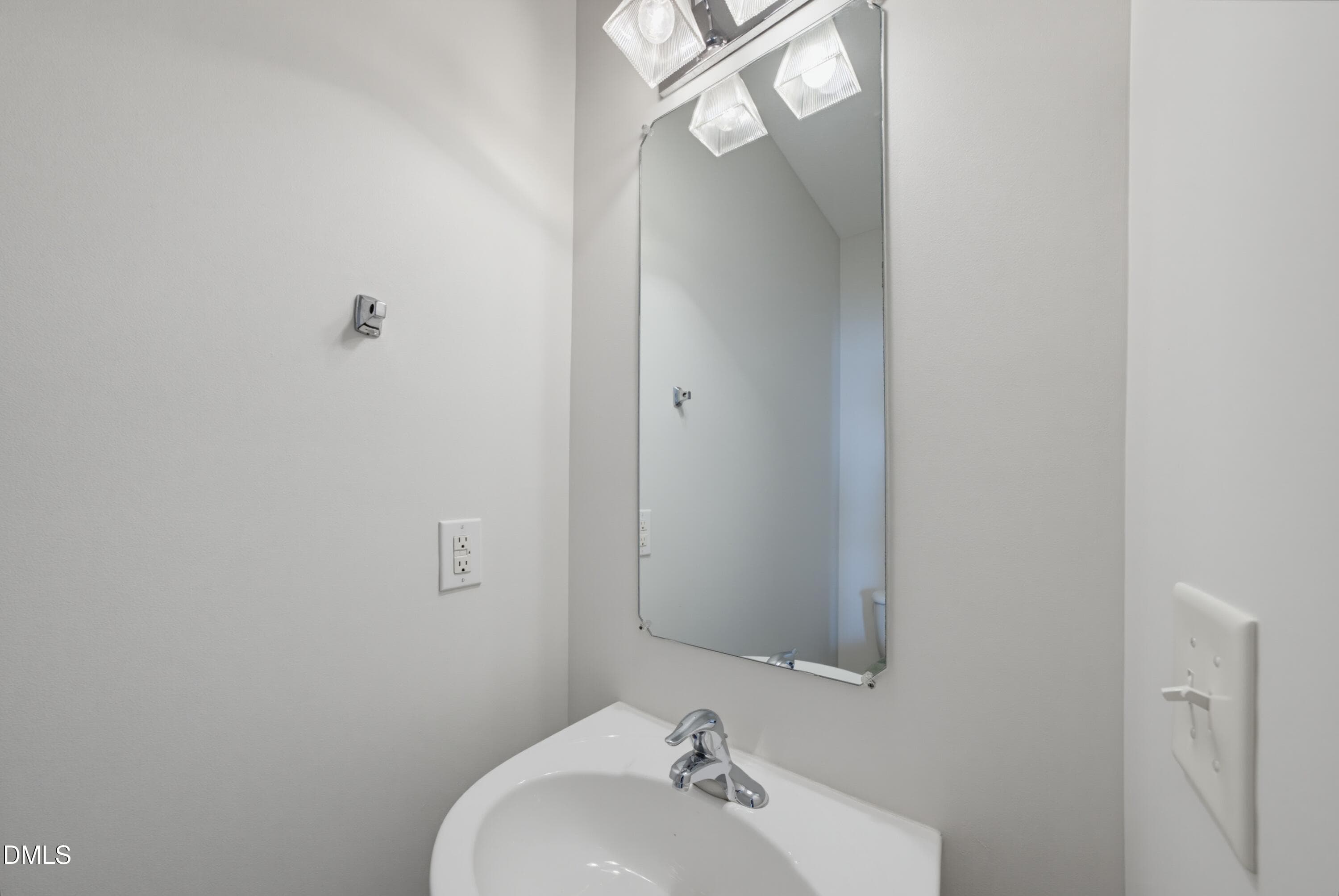 207 Hidden Springs Dr - 207 Hidden Springs Drive, Durham, NC 27703, Durham