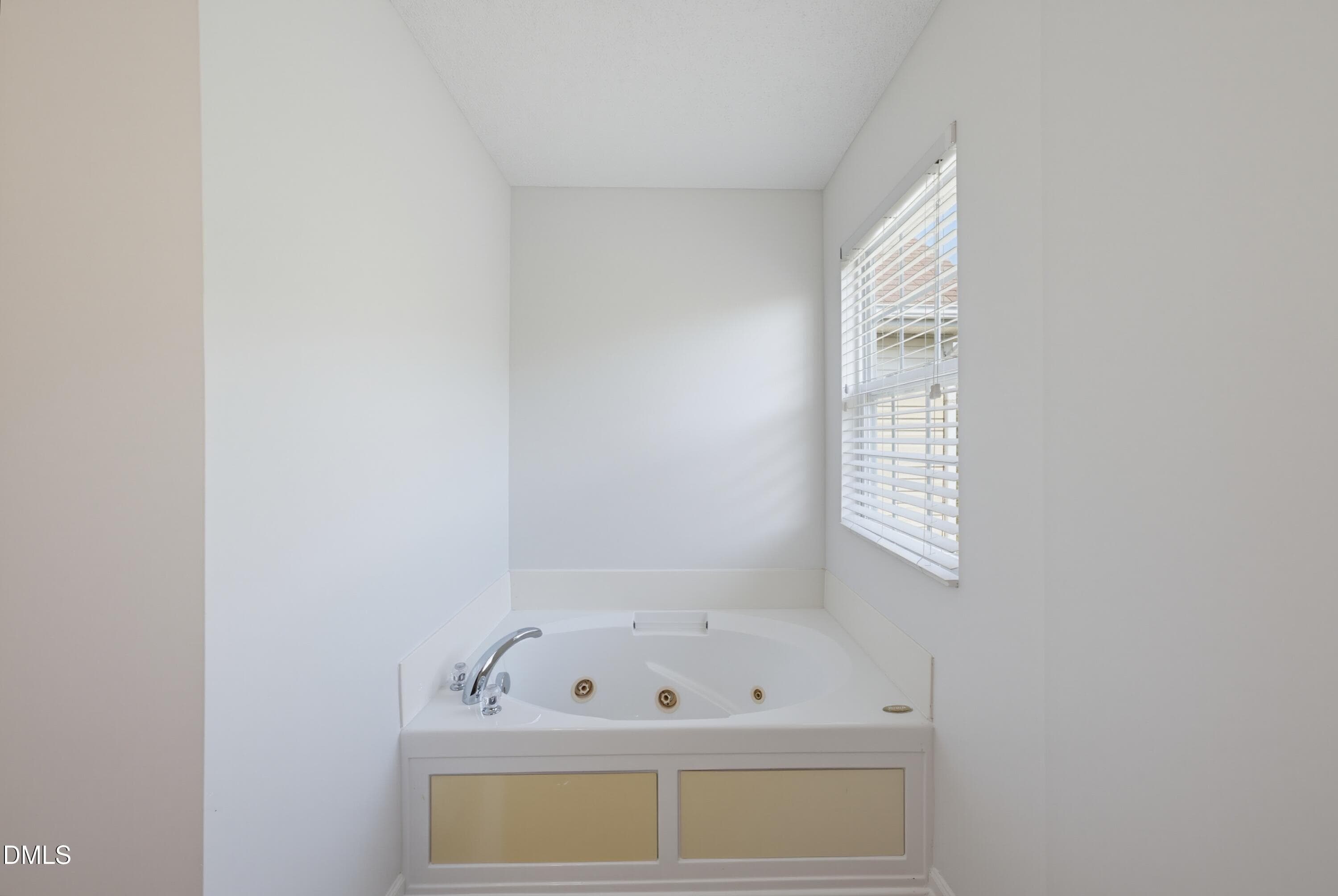 207 Hidden Springs Dr - 207 Hidden Springs Drive, Durham, NC 27703, Durham