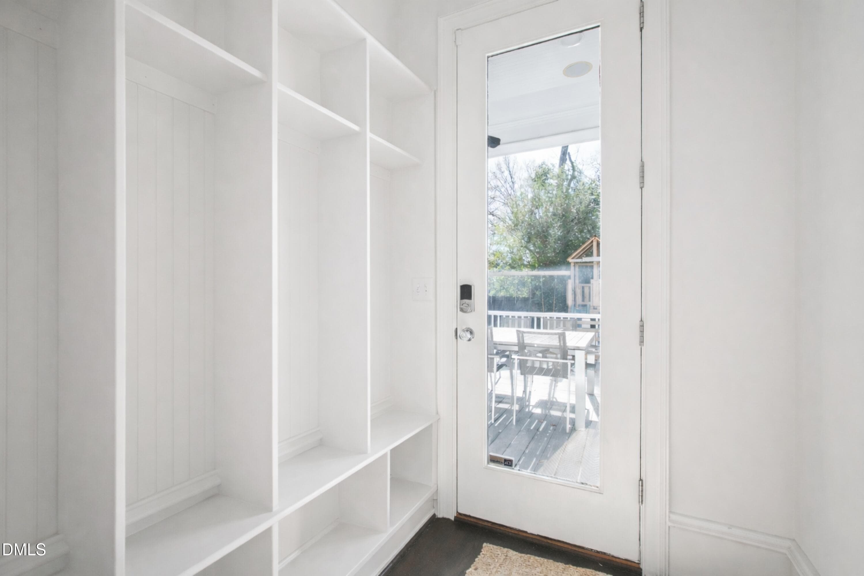 Mud Room - 2615 Davis Street, Raleigh, NC 27608, Raleigh