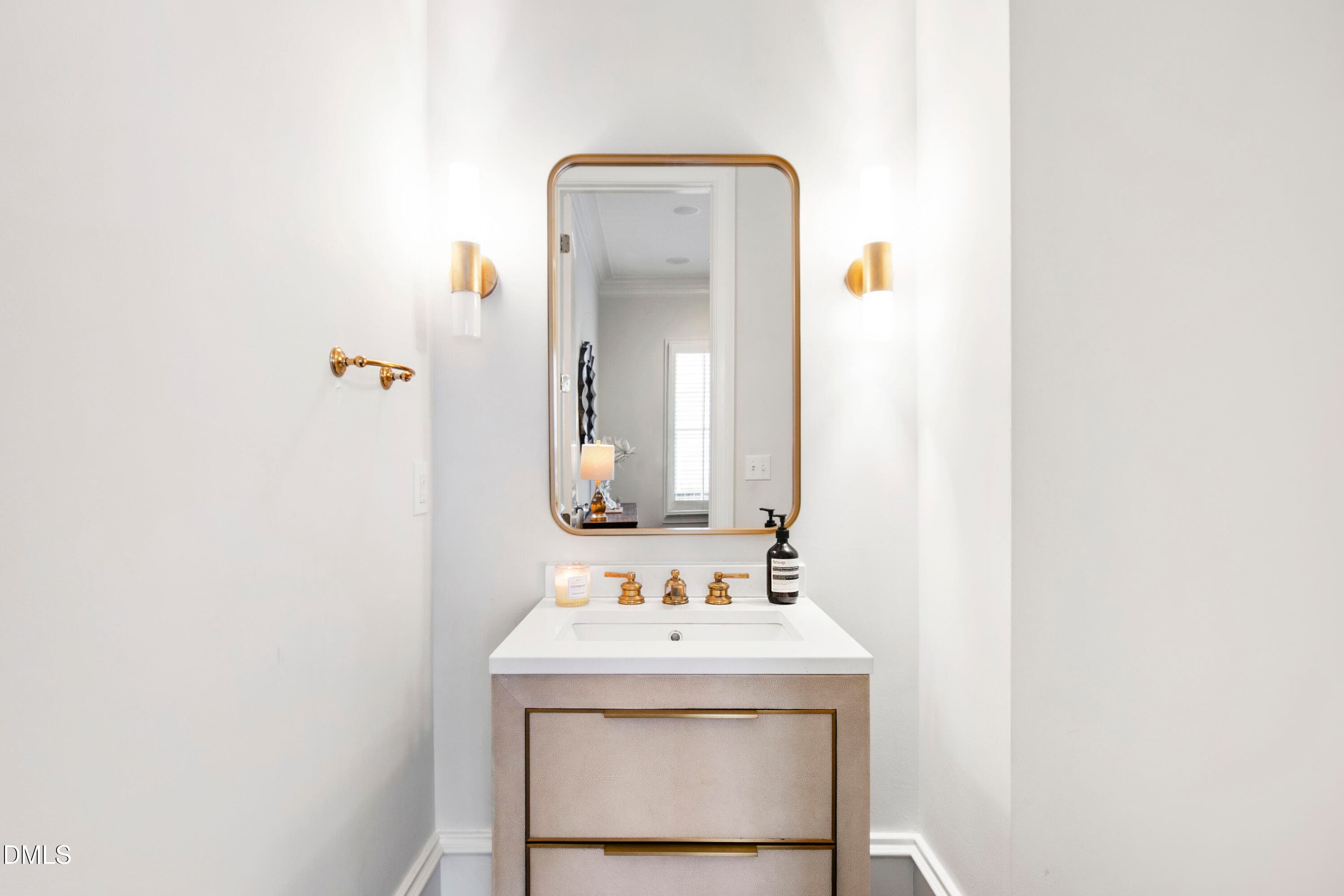 Hall Bathroom - 2615 Davis Street, Raleigh, NC 27608, Raleigh