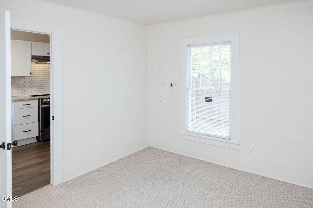 Bedroom - 706 S Magnolia, Dunn, NC 28334