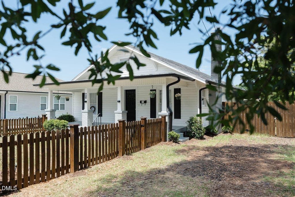 Exterior of home - 706 S Magnolia, Dunn, NC 28334