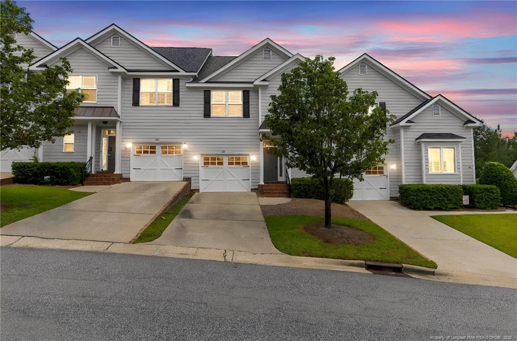 Photo 1 - 914 Westland Ridge Road, Fayetteville, NC 28311