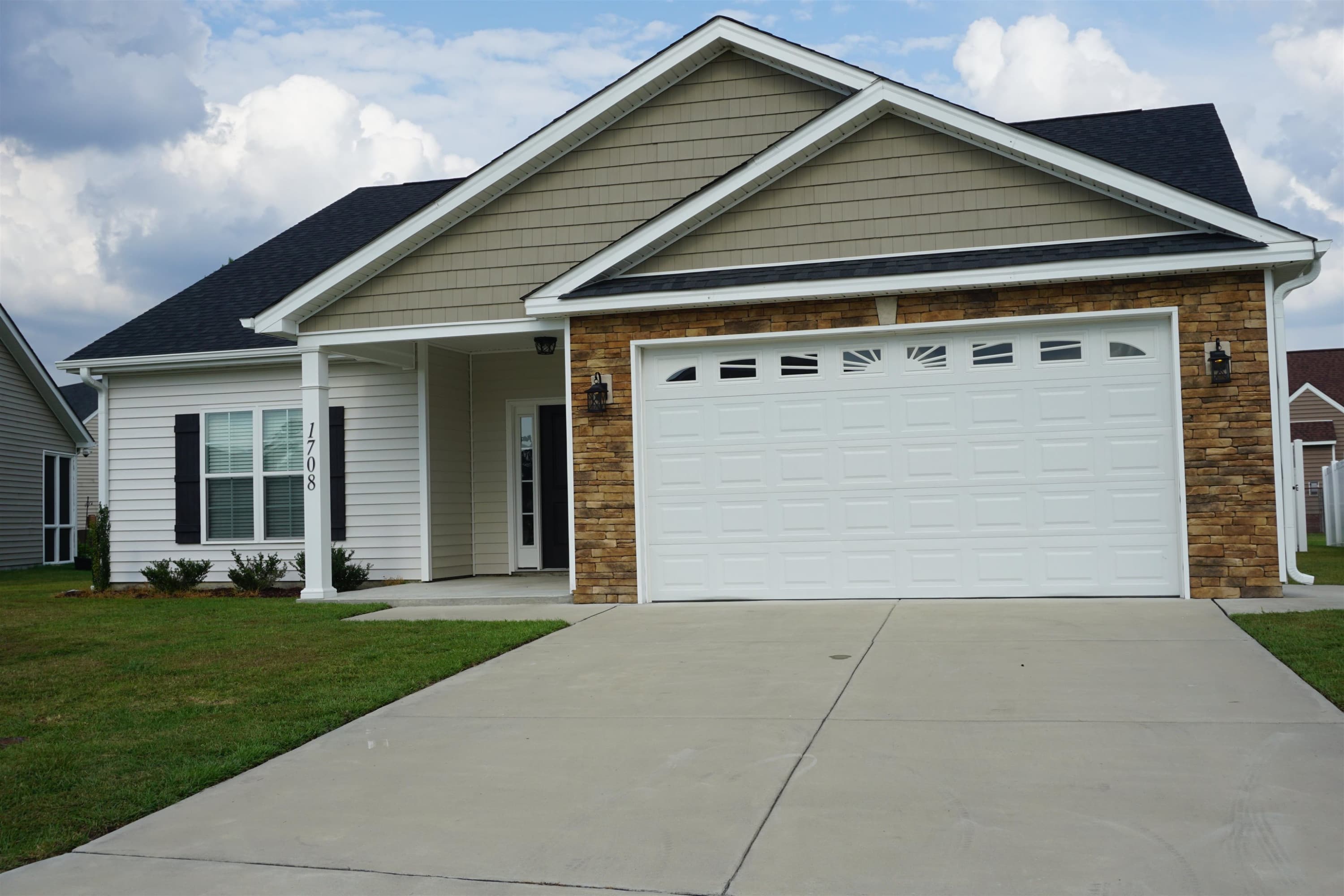 Photo 2 - 1708 Penncross Drive, Greenville, NC 27834