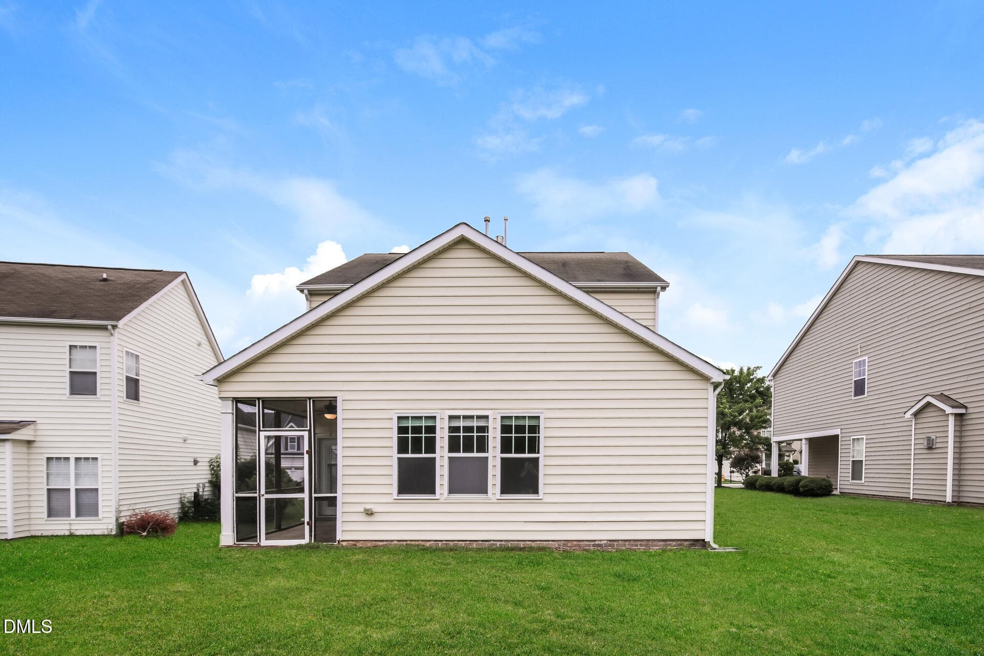 020-photo-rear-view-15516483 - 3213 Whispernut Lane, Zebulon, NC 27597