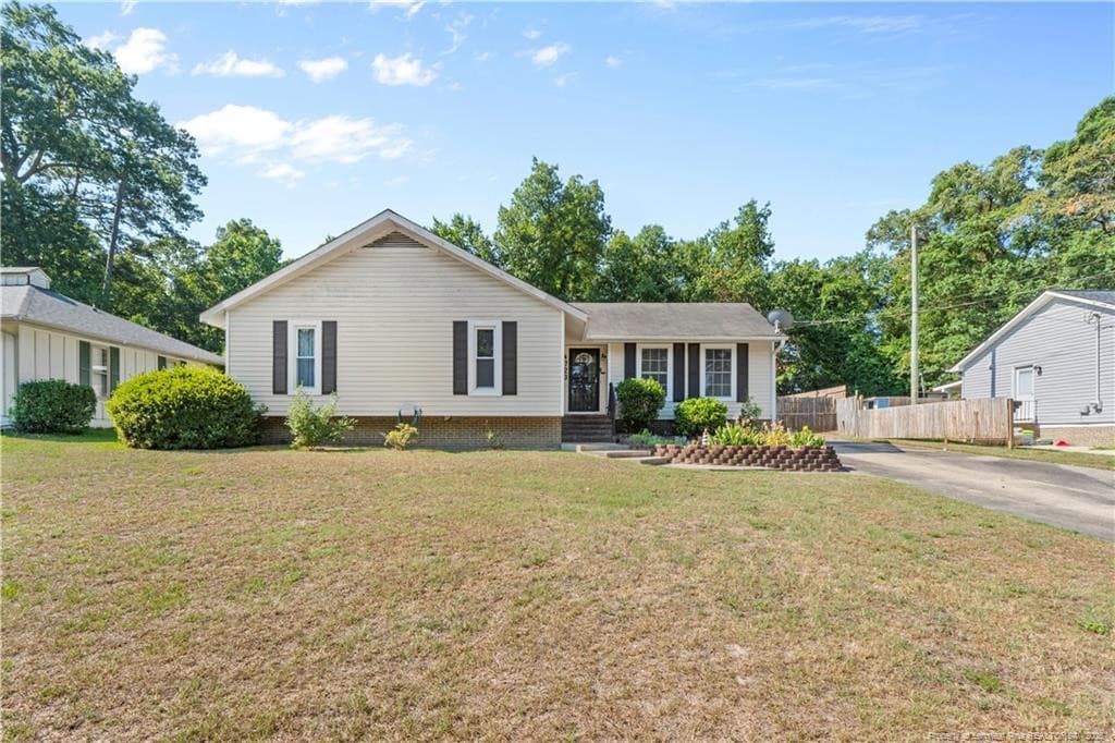 Photo 3 - 4723 Belford Road, Fayetteville, NC 28314, Fayetteville