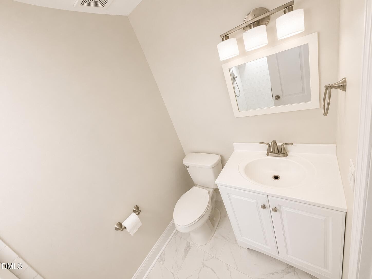 guest bath - 8113 Wynewood Drive, Raleigh, NC 27616, Raleigh