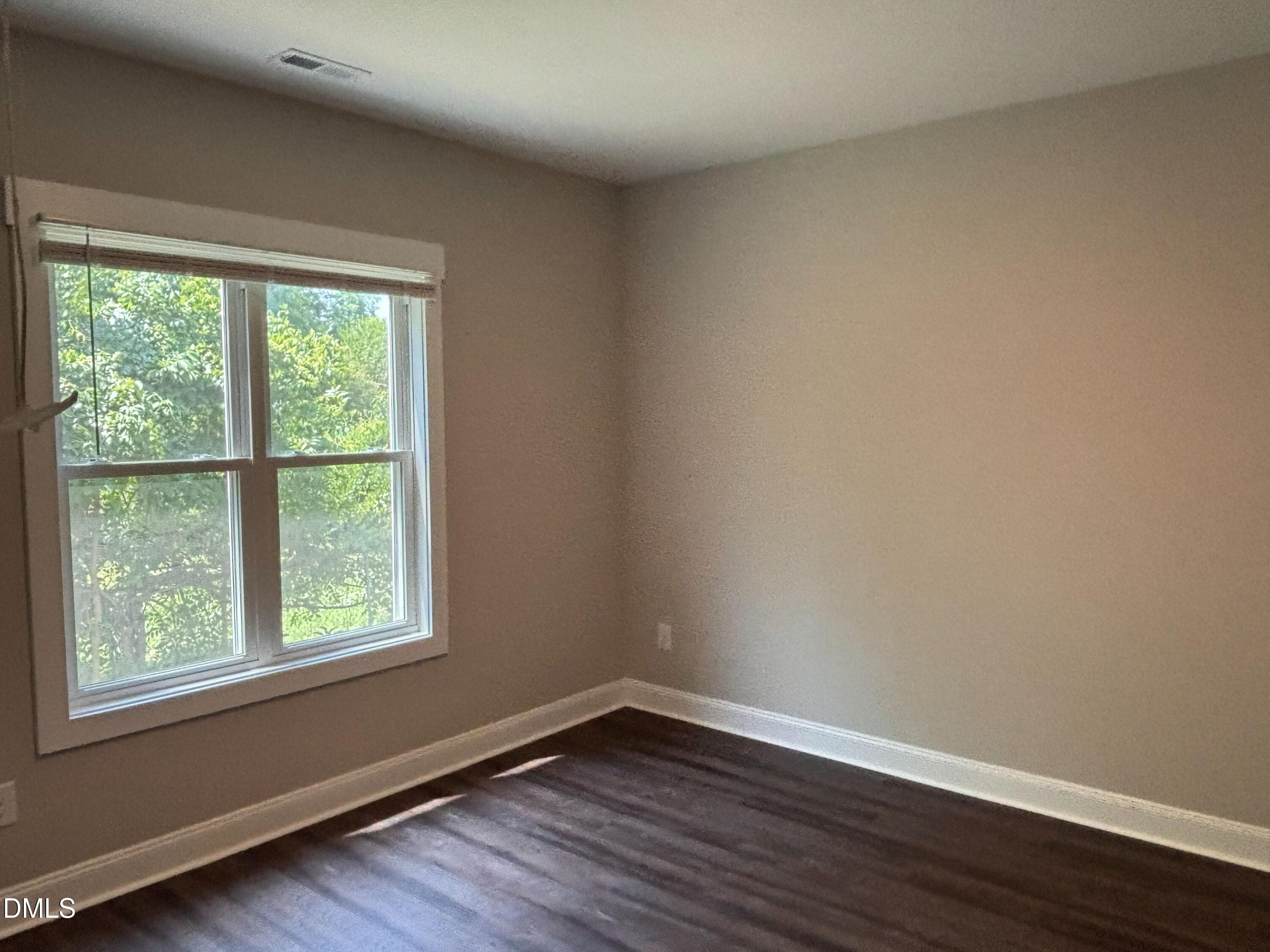 18bed2 - 402 Poplar Street, Graham, NC 27253