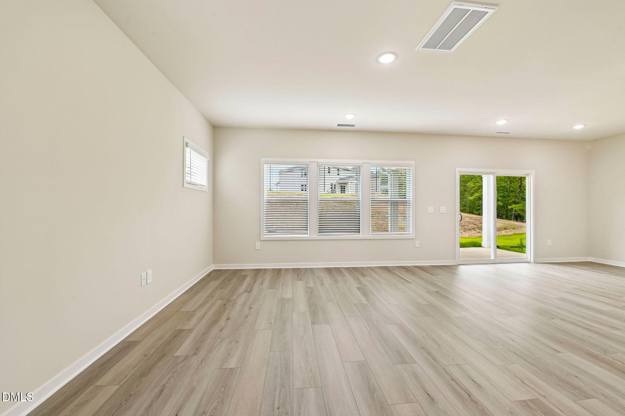 8-web-or-mls-Raleigh - Avalon Place - 15 - 1513 Hatteras Road, Durham, NC 27704, Durham