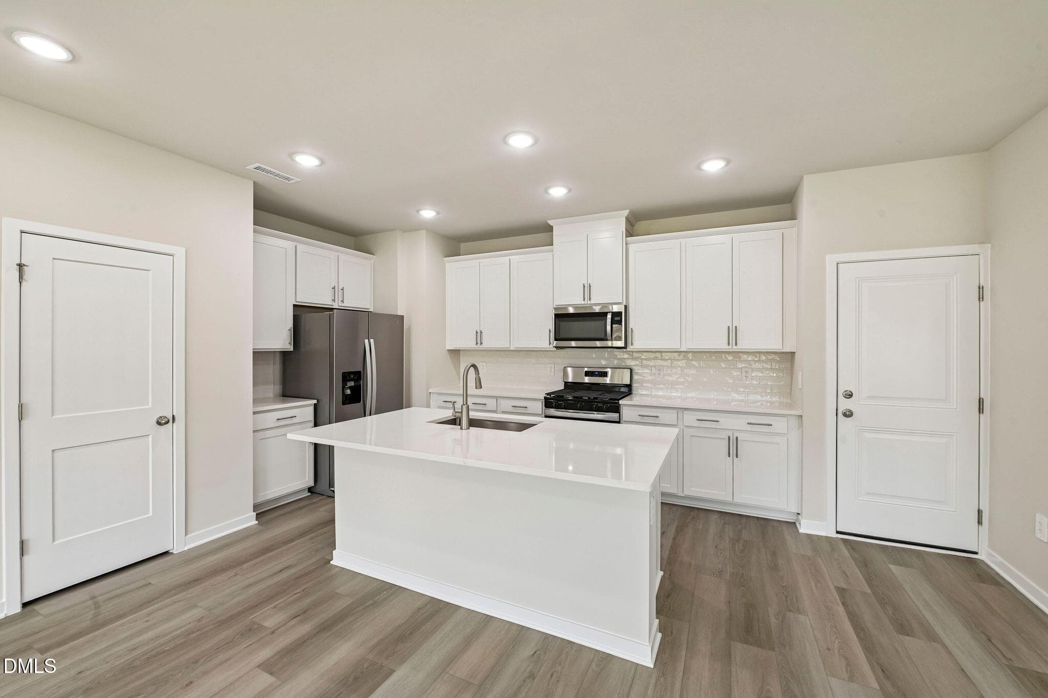 14-web-or-mls-Raleigh - Avalon Place - 1 - 1513 Hatteras Road, Durham, NC 27704, Durham