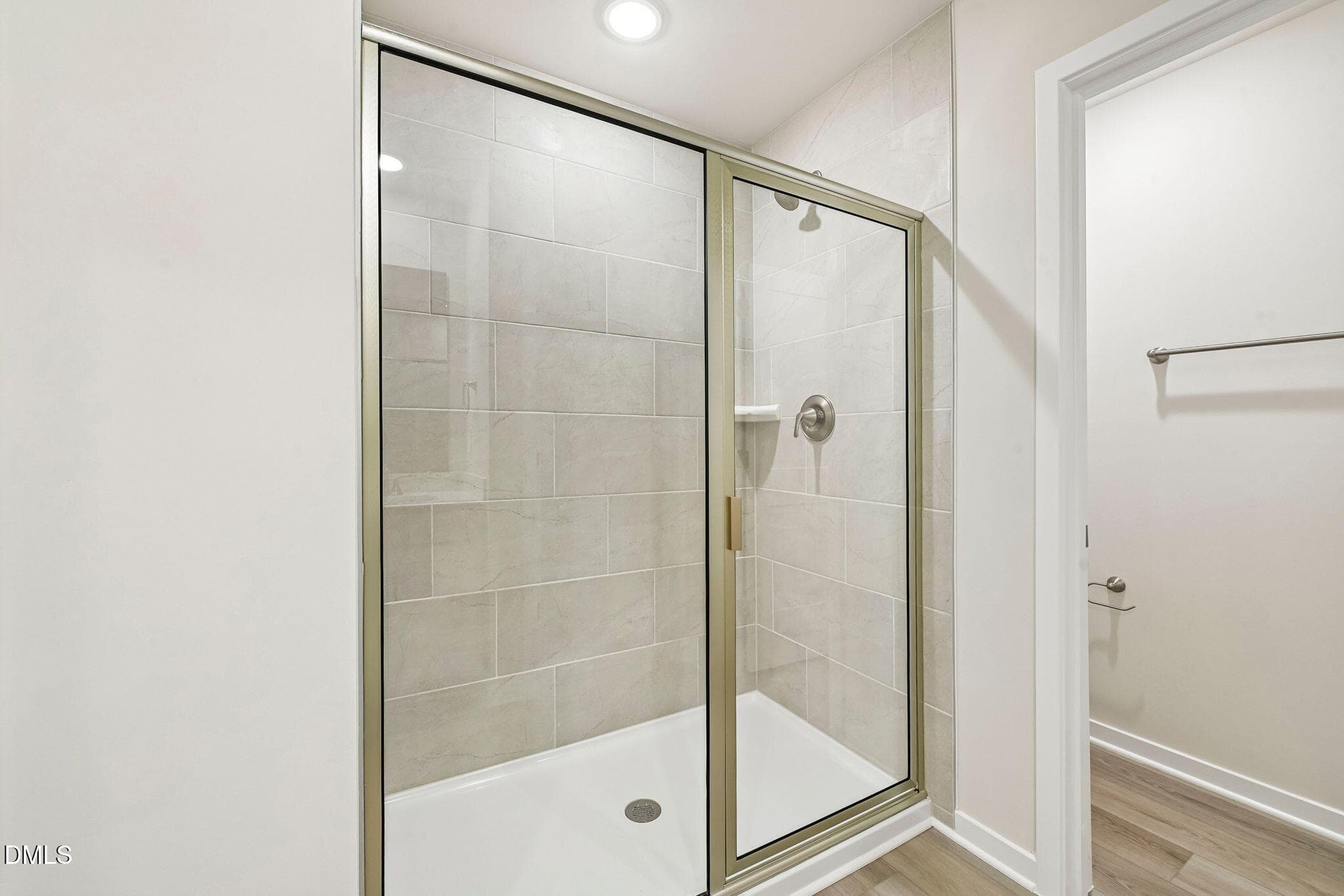 25-web-or-mls-Raleigh - Avalon Place - 1 - 1513 Hatteras Road, Durham, NC 27704, Durham