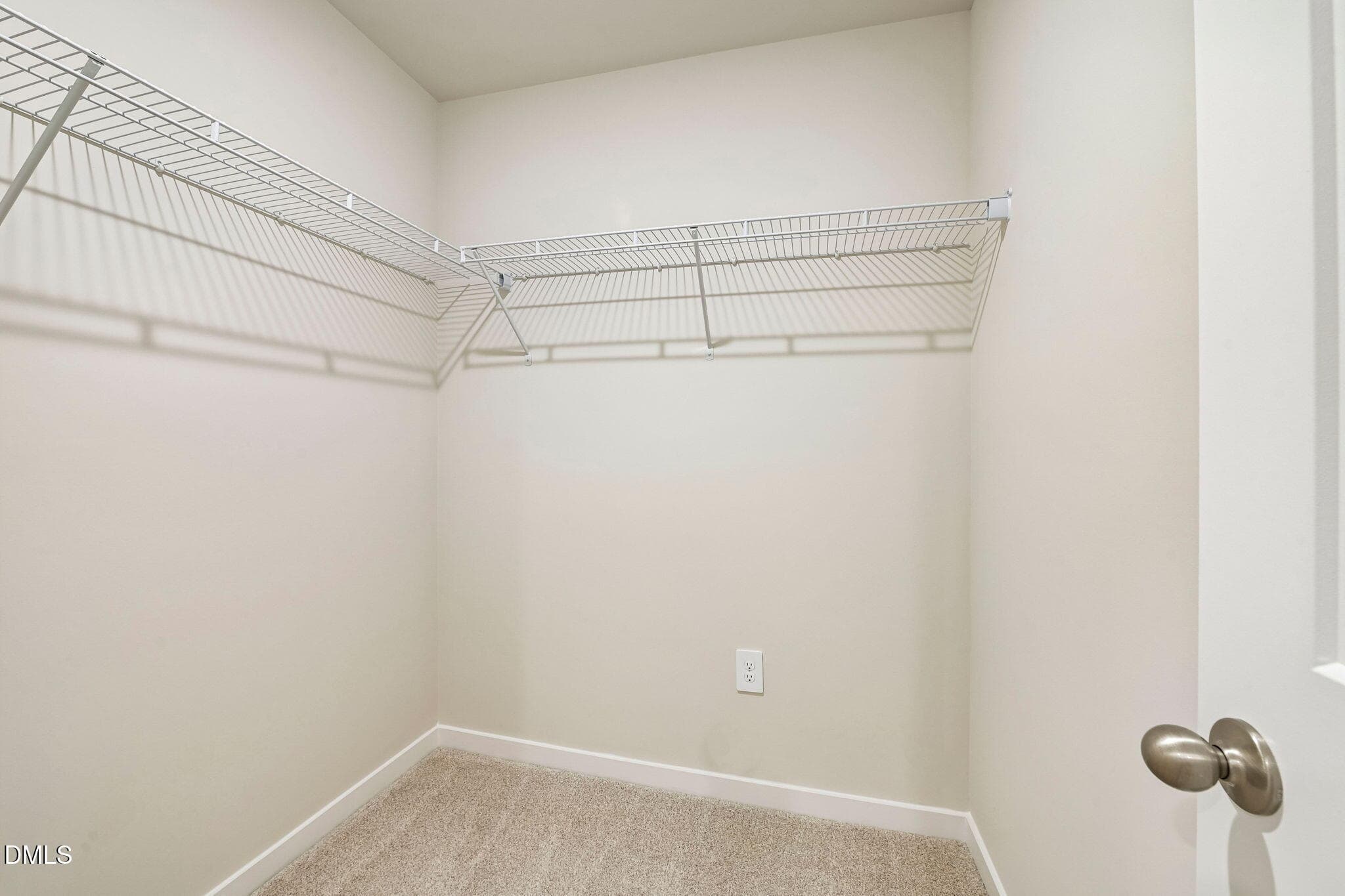 27-web-or-mls-Raleigh - Avalon Place - 1 - 1513 Hatteras Road, Durham, NC 27704, Durham
