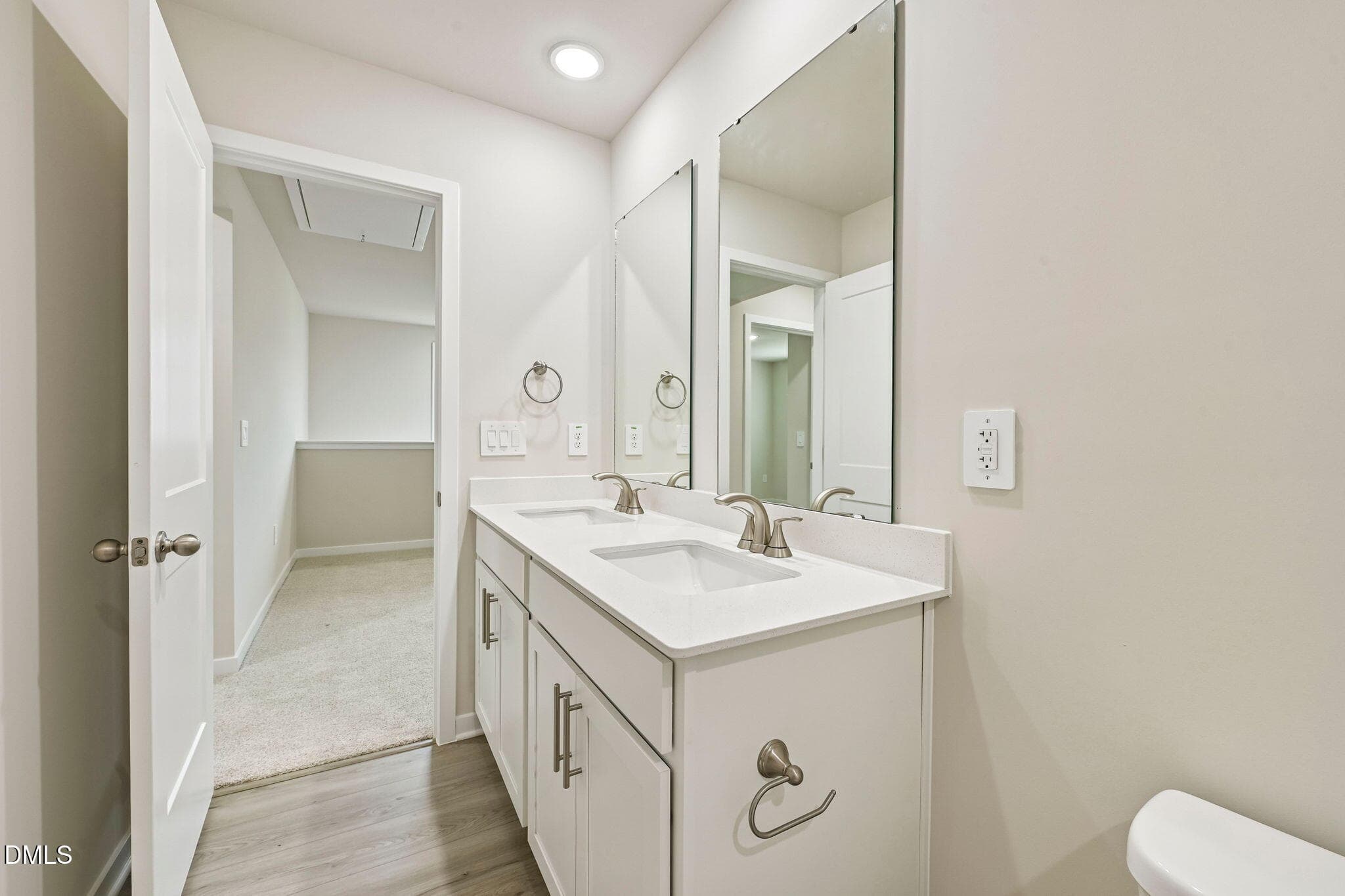 32-web-or-mls-Raleigh - Avalon Place - 1 - 1513 Hatteras Road, Durham, NC 27704, Durham