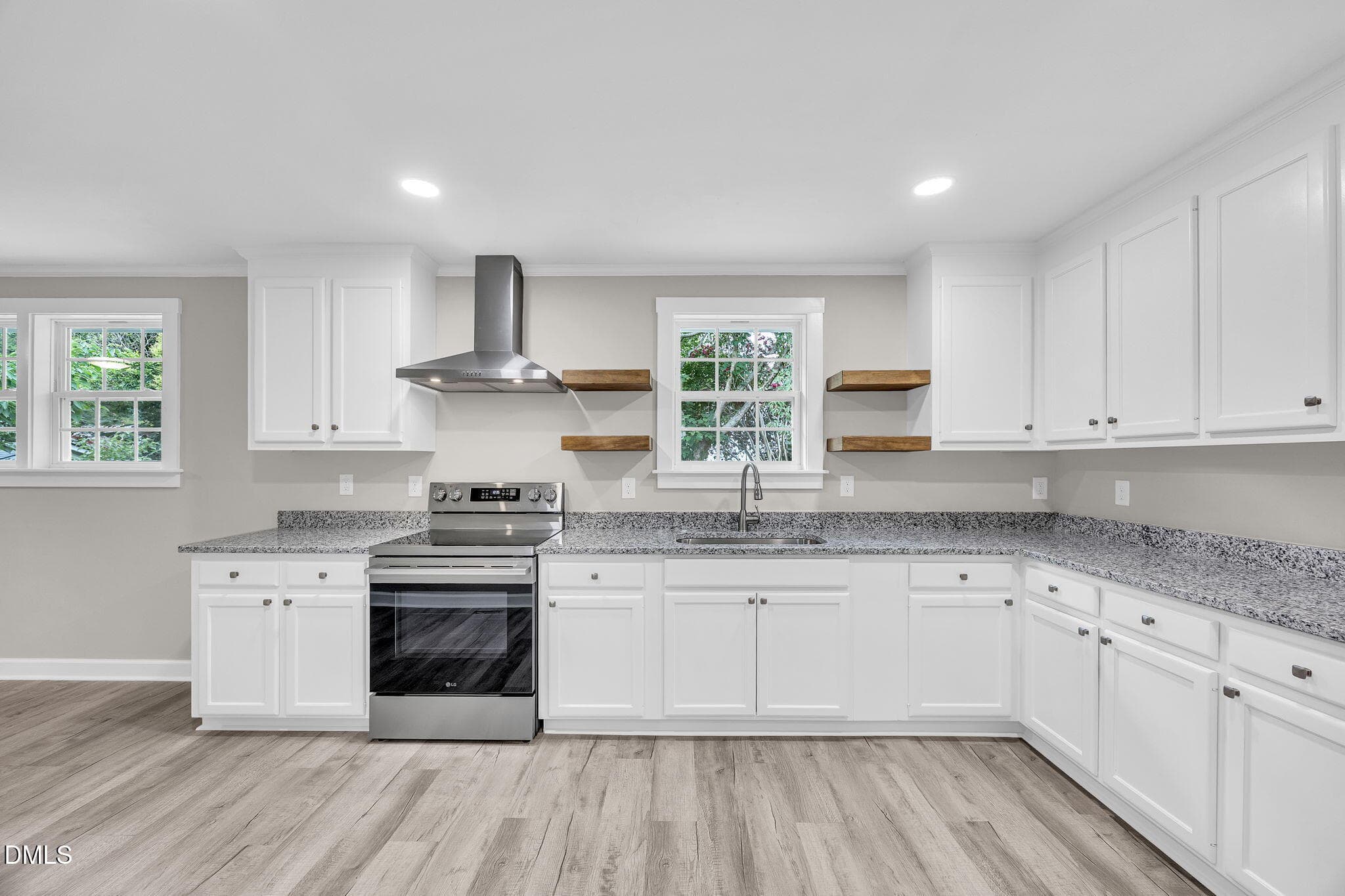 8-web-or-mls-9L1A4505 - 501 Warren Street, Warrenton, NC 27589