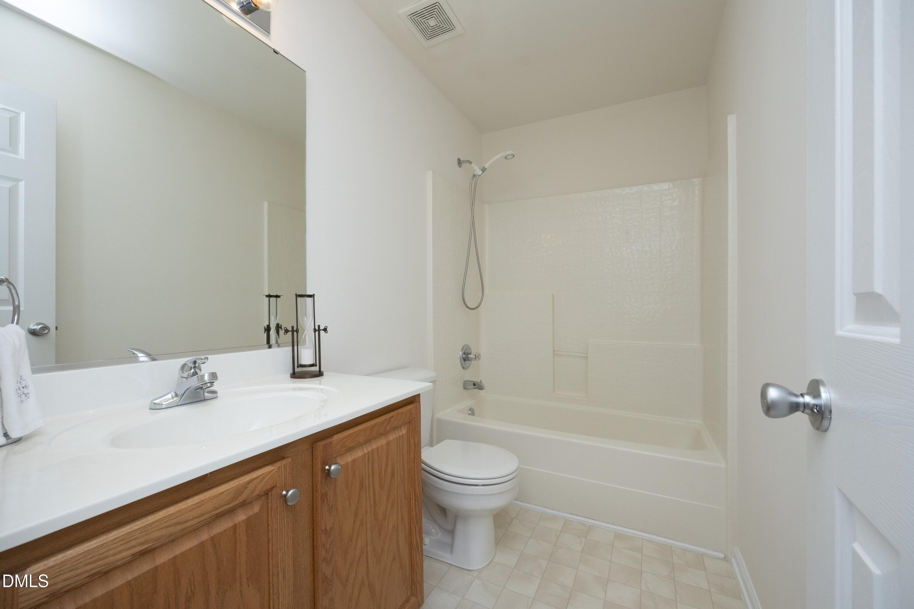 28FullBath - 1529 Pebble Creek Crossing, Durham, NC 27713, Durham