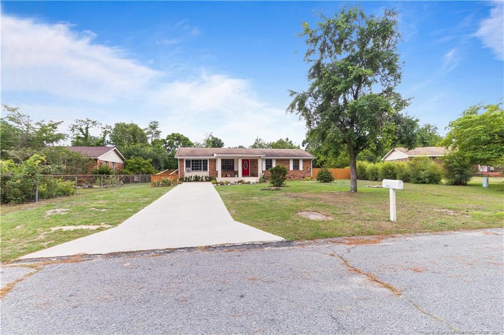 Photo 4 - 3643 Gloucester Drive, Hope Mills, NC 28348