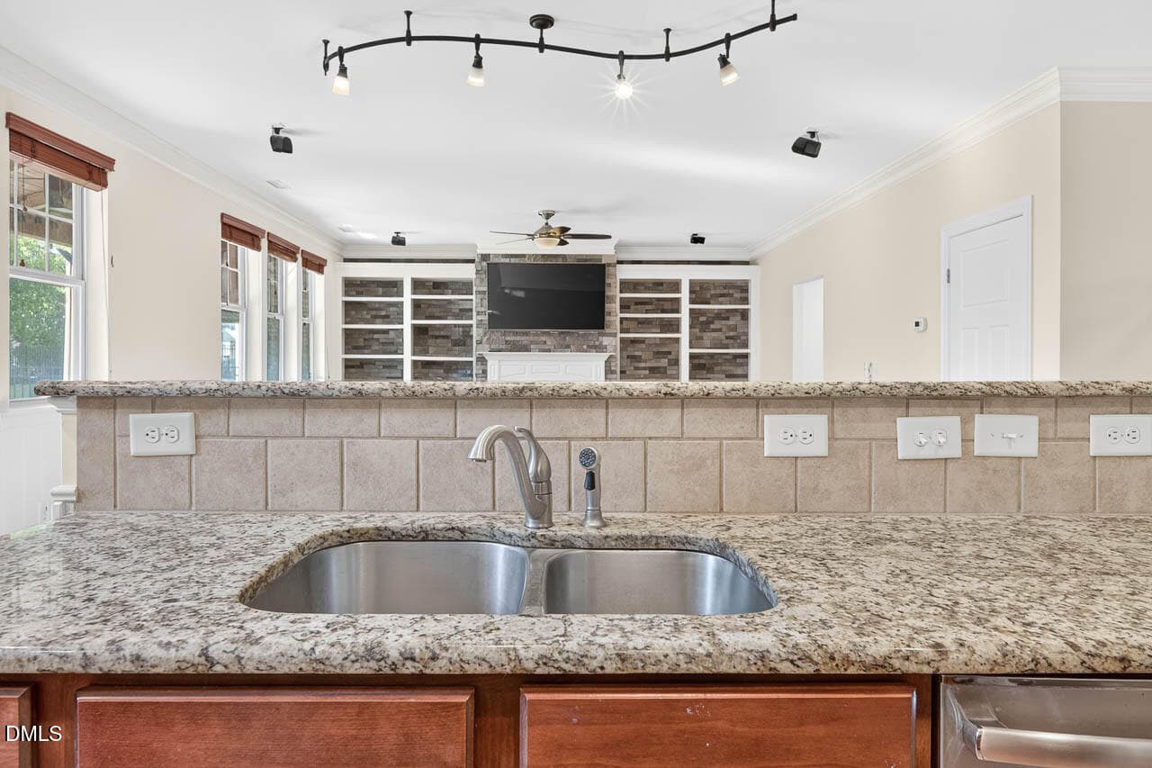 4209 Heritage View Trail-kitchen9 - 4209 Heritage View Trail, Wake Forest, NC 27587