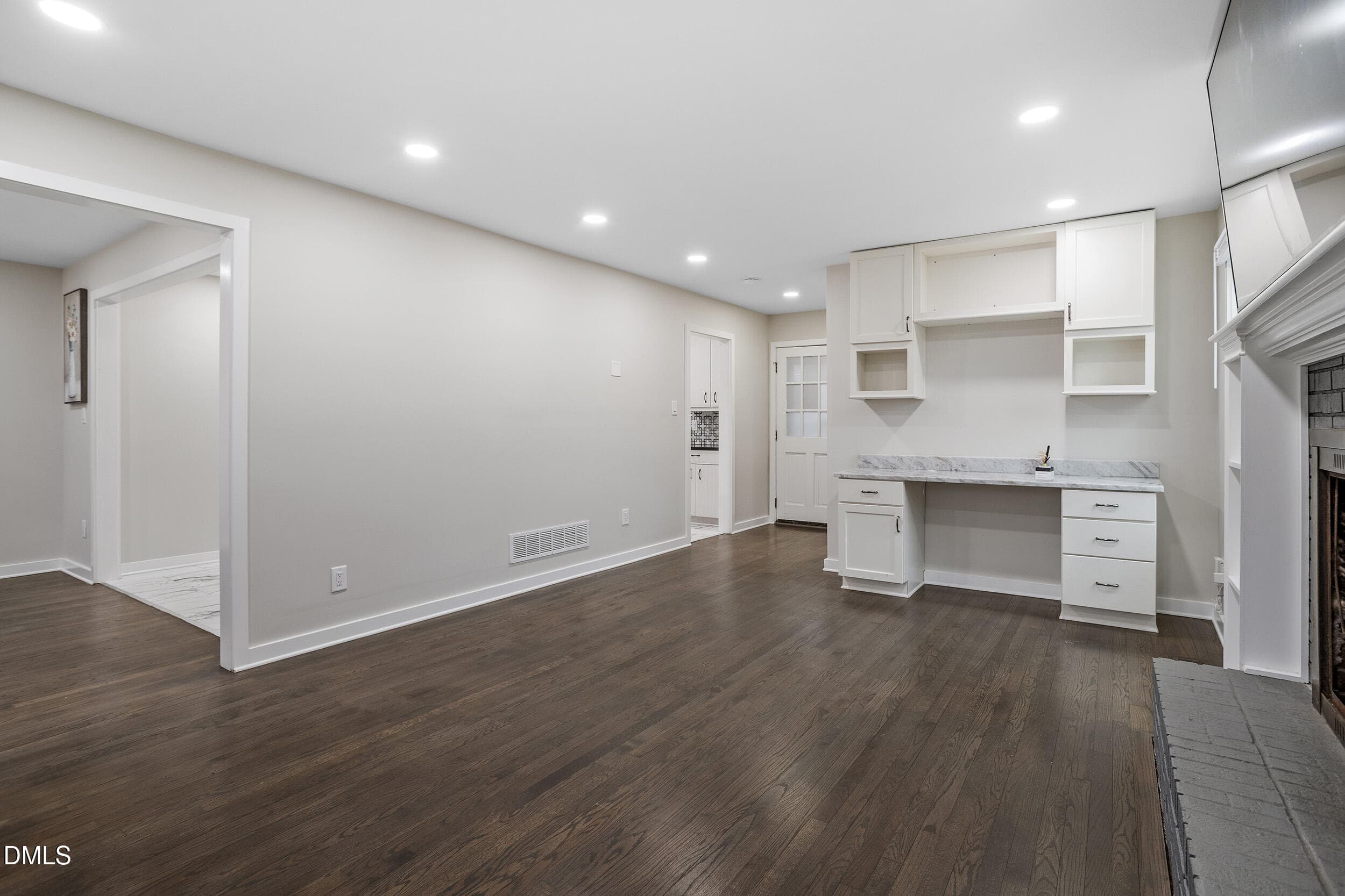 23-305 E Millbrook Rd [2788875]_23 - 305 E Millbrook Road, Raleigh, NC 27609, Raleigh