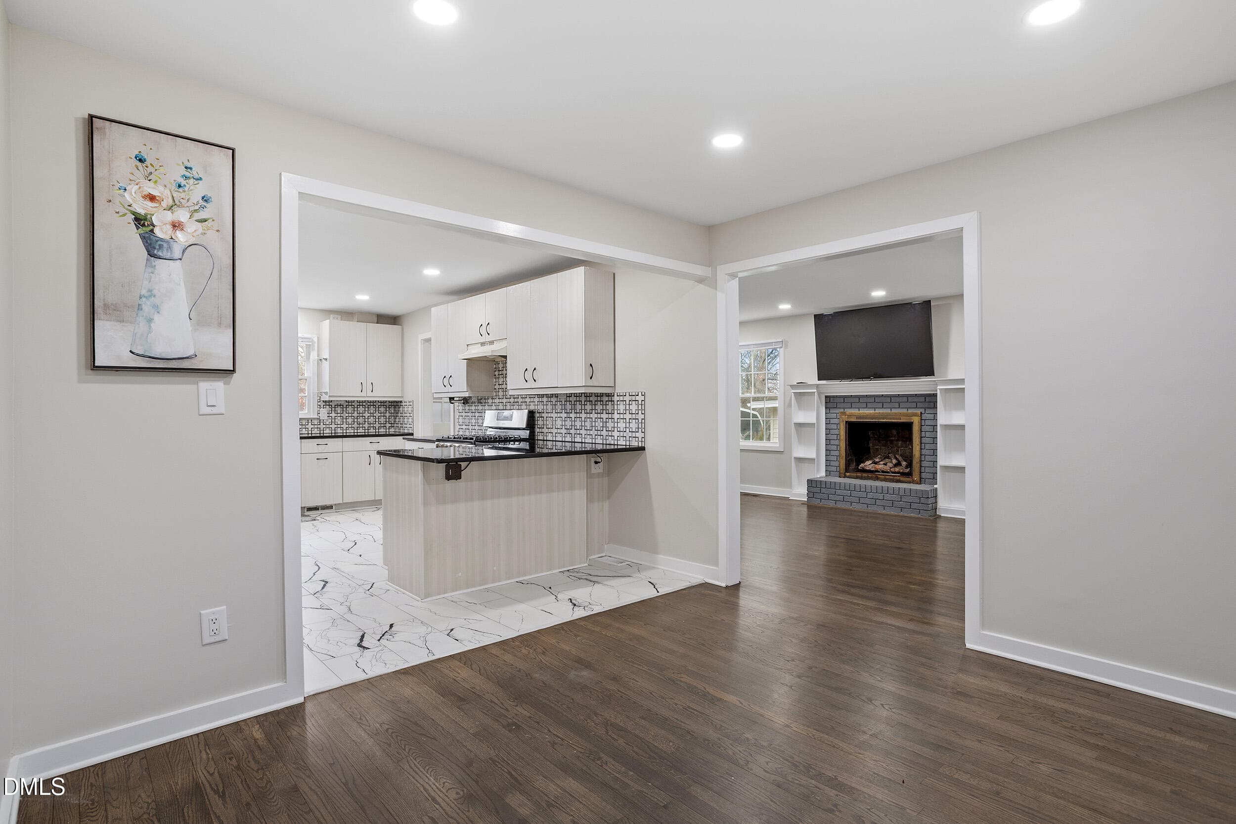15-305 E Millbrook Rd [2788875]_15 - 305 E Millbrook Road, Raleigh, NC 27609, Raleigh