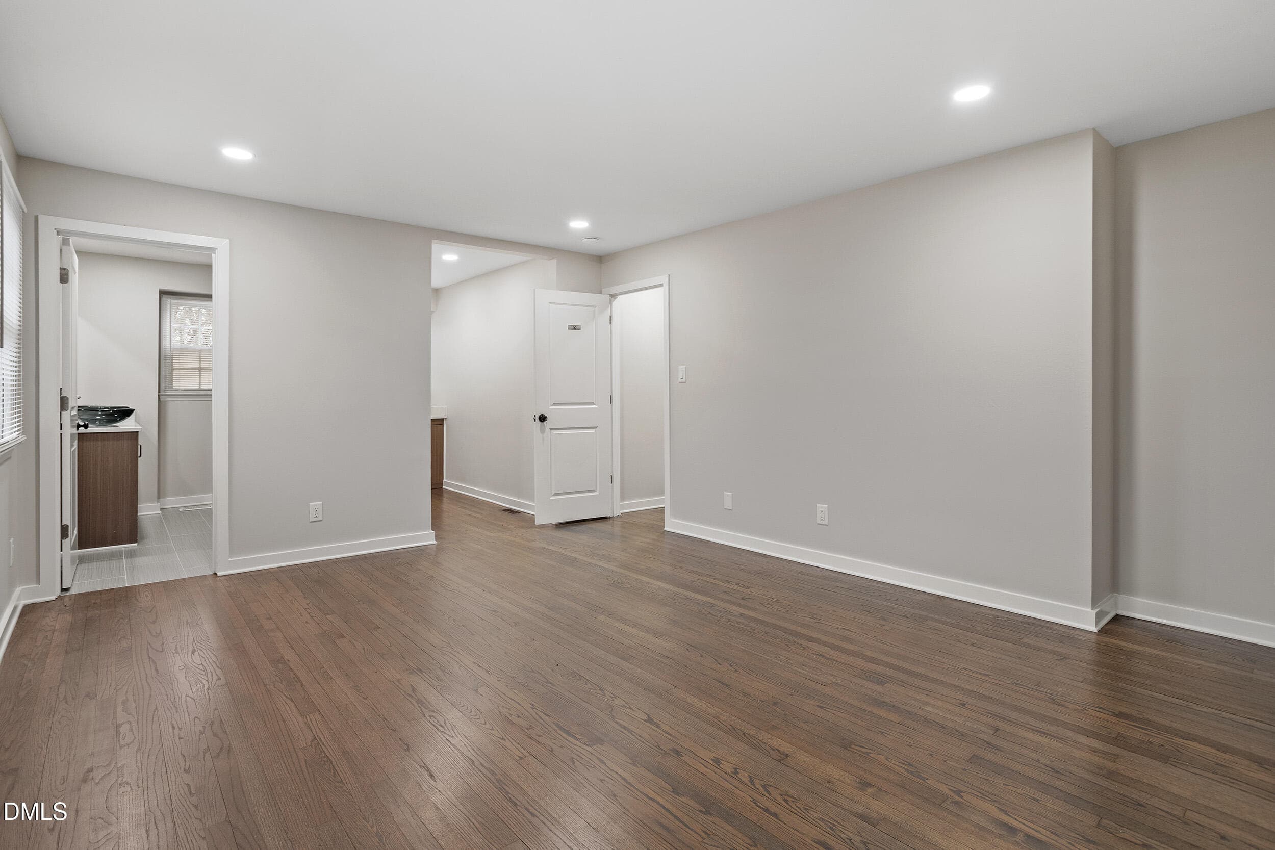 37-305 E Millbrook Rd [2788875]_37 - 305 E Millbrook Road, Raleigh, NC 27609, Raleigh