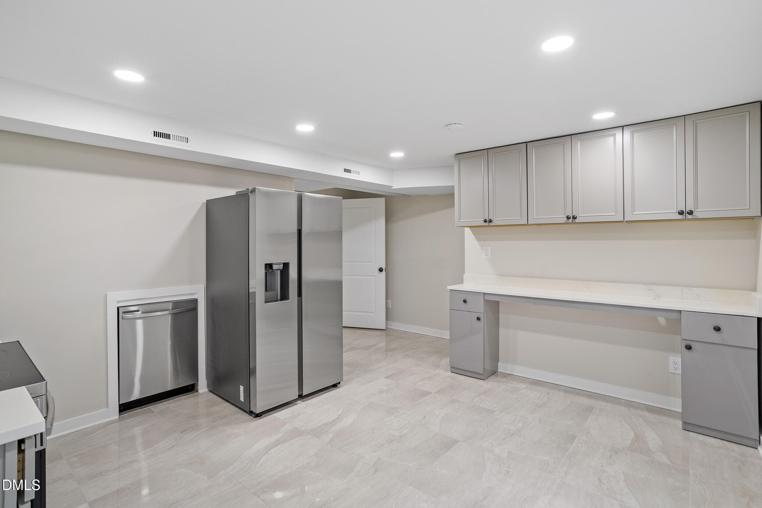 28-305 E Millbrook Rd [2788875]_28 - 305 E Millbrook Road, Raleigh, NC 27609, Raleigh