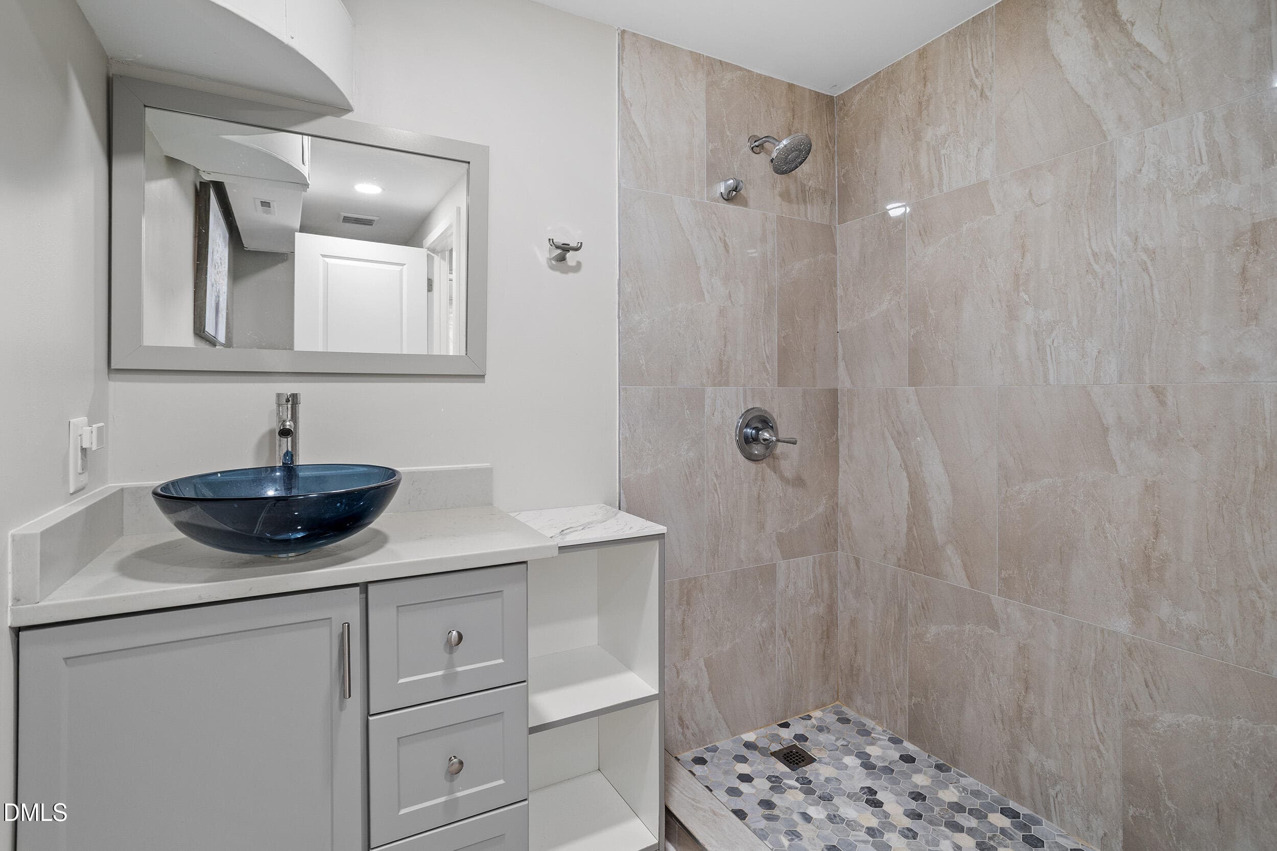 27-305 E Millbrook Rd [2788875]_27 - 305 E Millbrook Road, Raleigh, NC 27609, Raleigh