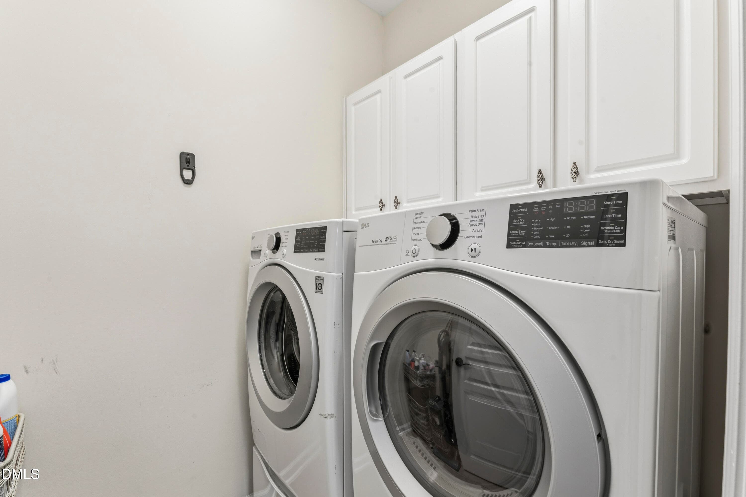 1st Floor Laundry Room - 10100 Barnhart Way, Raleigh, NC 27617, Raleigh