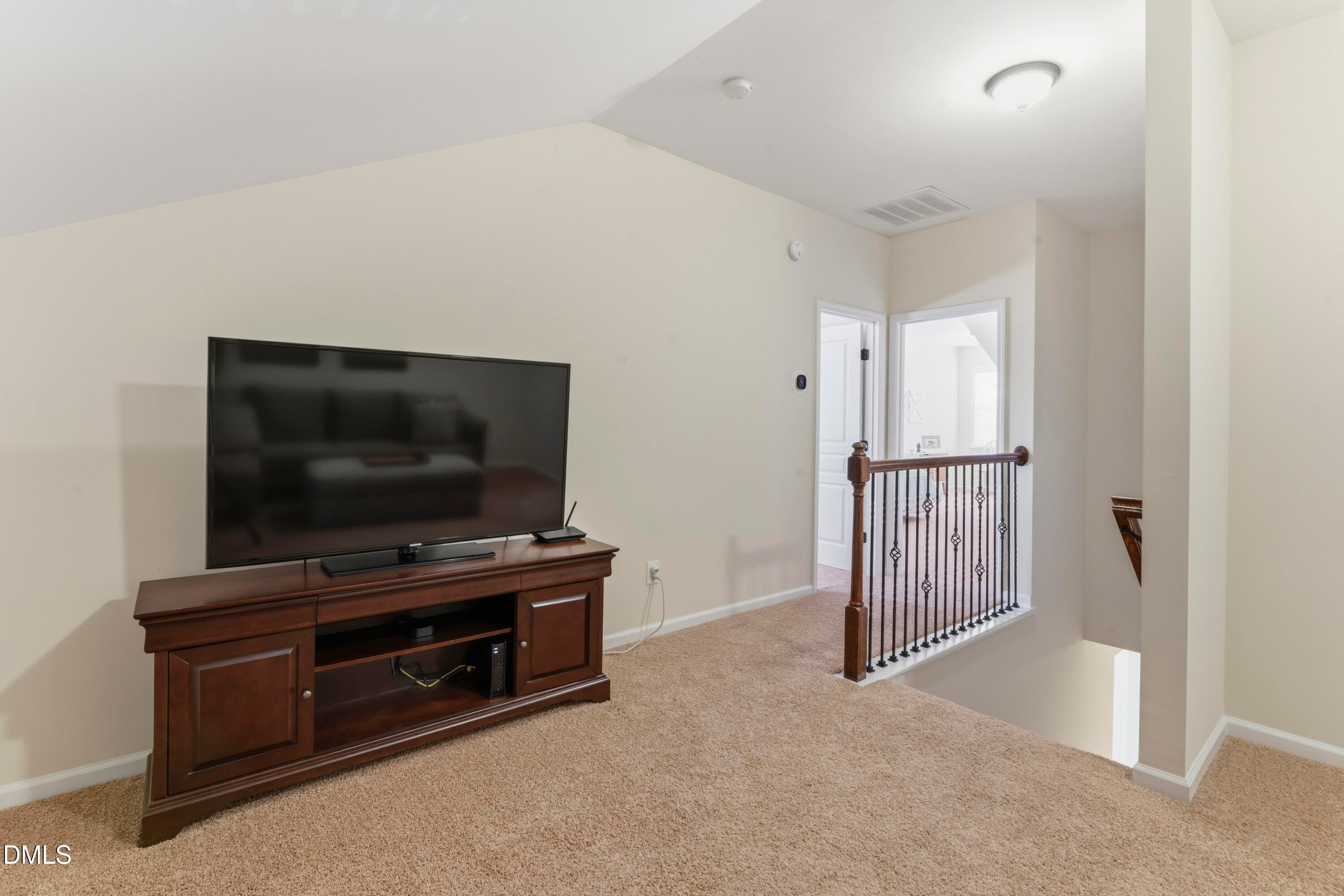 Loft/Living Room - 10100 Barnhart Way, Raleigh, NC 27617, Raleigh