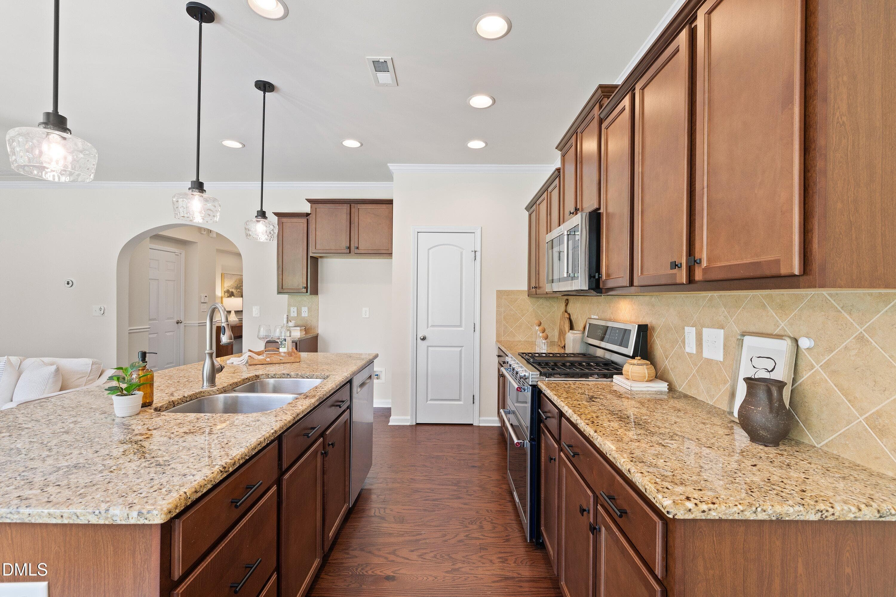 18-1710 Woodsdale Dr_2067 - 1710 Woodsdale Drive, Durham, NC 27703, Durham