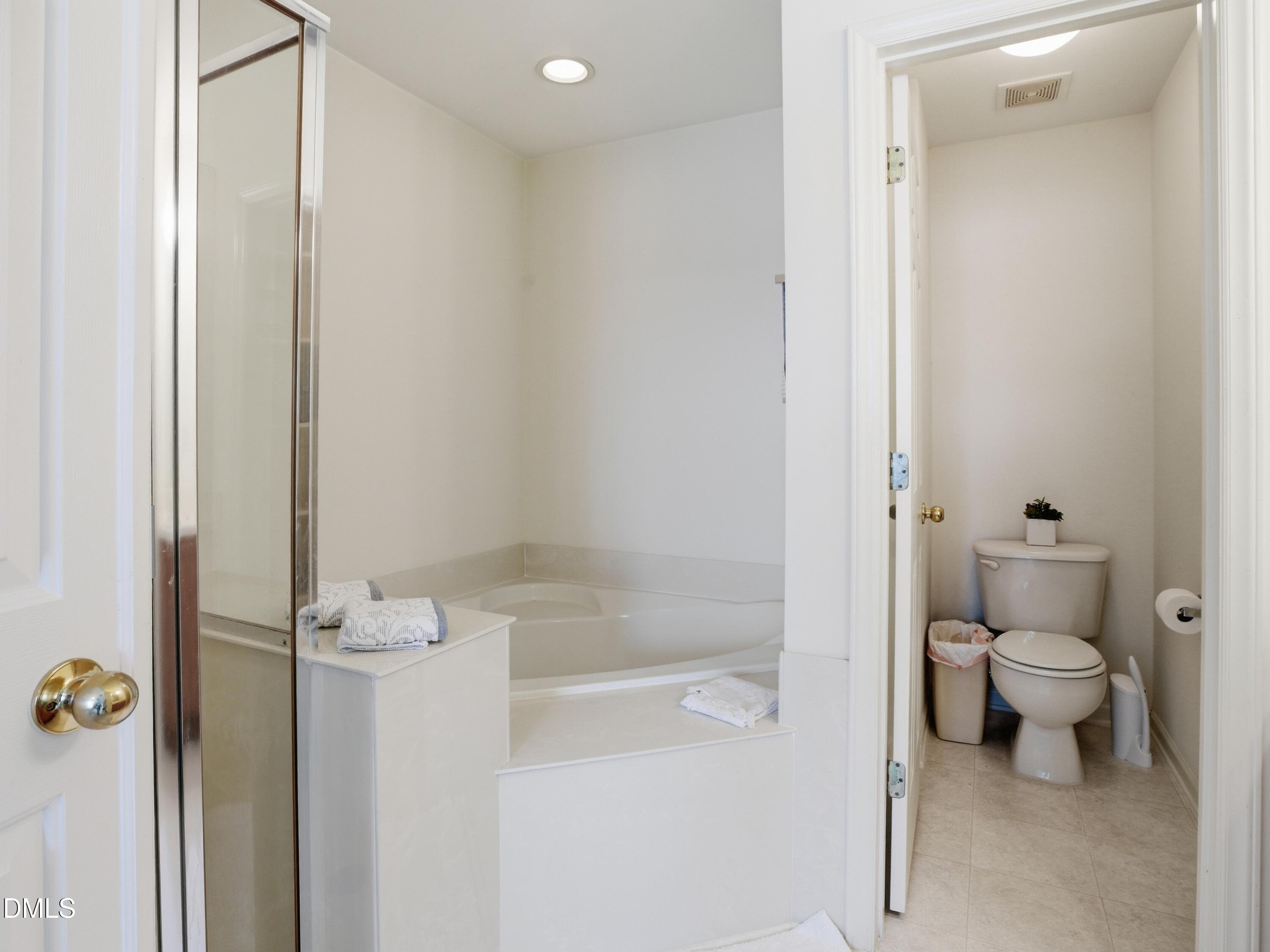 A7V00353 - 2620 Vega Court, Raleigh, NC 27614