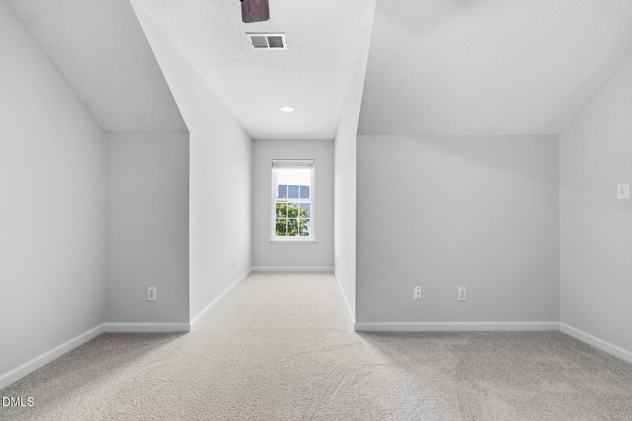 23-web-or-mls-_2199712 - 2736 N Keswick Way, Greensboro, NC 27410