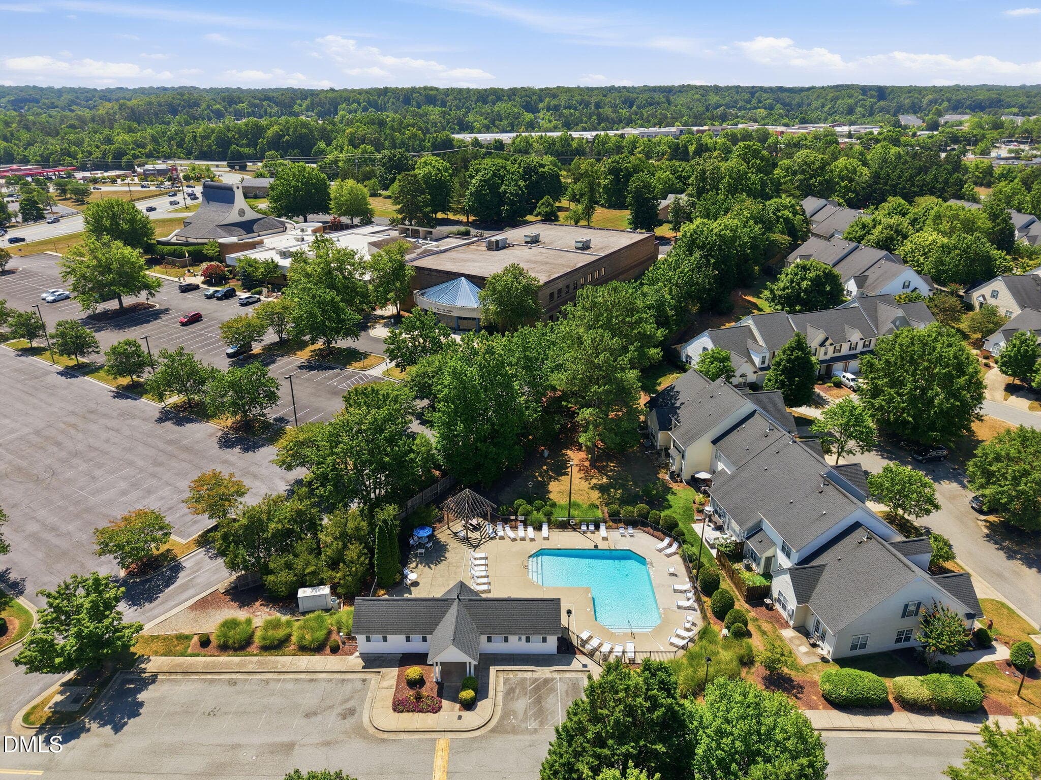 43-web-or-mls-DJI_20260709113134_0044_D - 2736 N Keswick Way, Greensboro, NC 27410