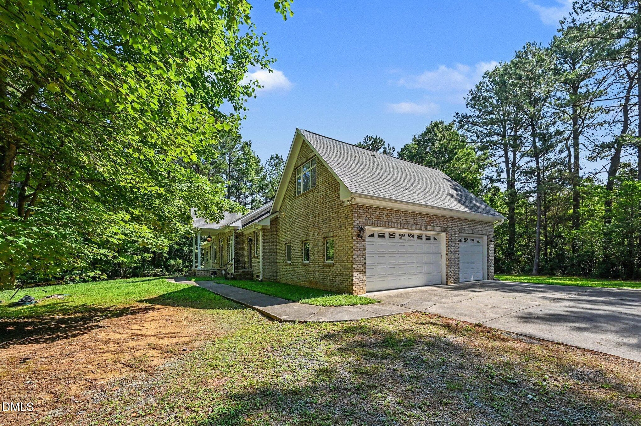 Garage Right - 1021 Reaves Drive, Chapel Hill, NC 27516, Chapel Hill