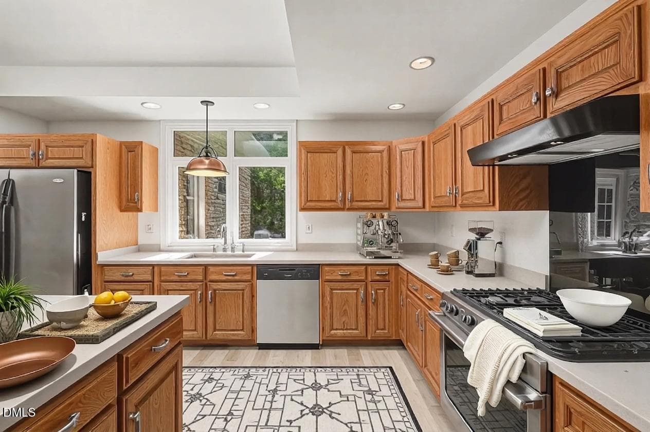 Kitchen - 1021 Reaves Drive, Chapel Hill, NC 27516, Chapel Hill