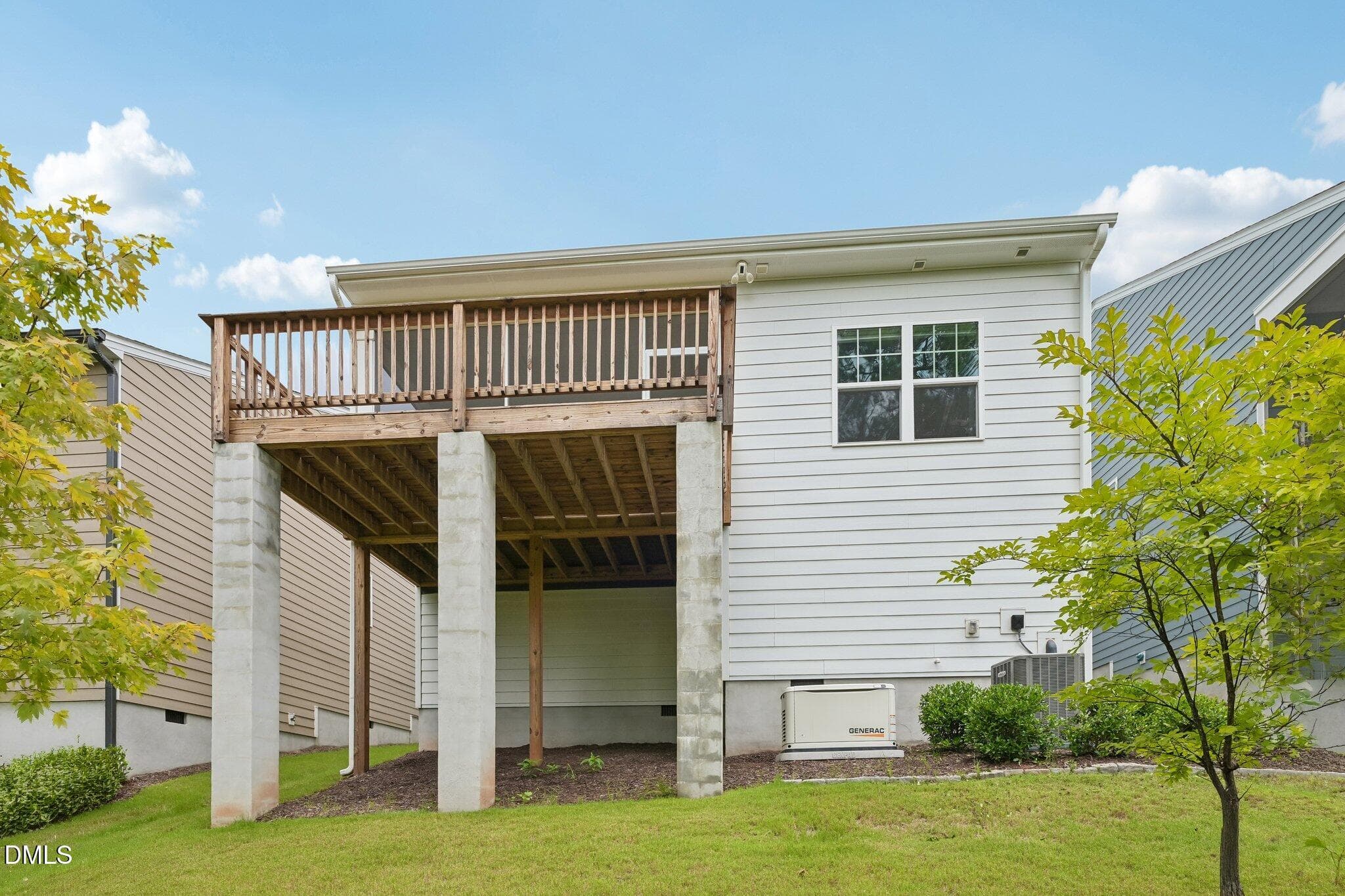 44-web-or-mls-White Flint Cir-S0907-042 - 1207 White Flint Circle, Durham, NC 27703, Durham