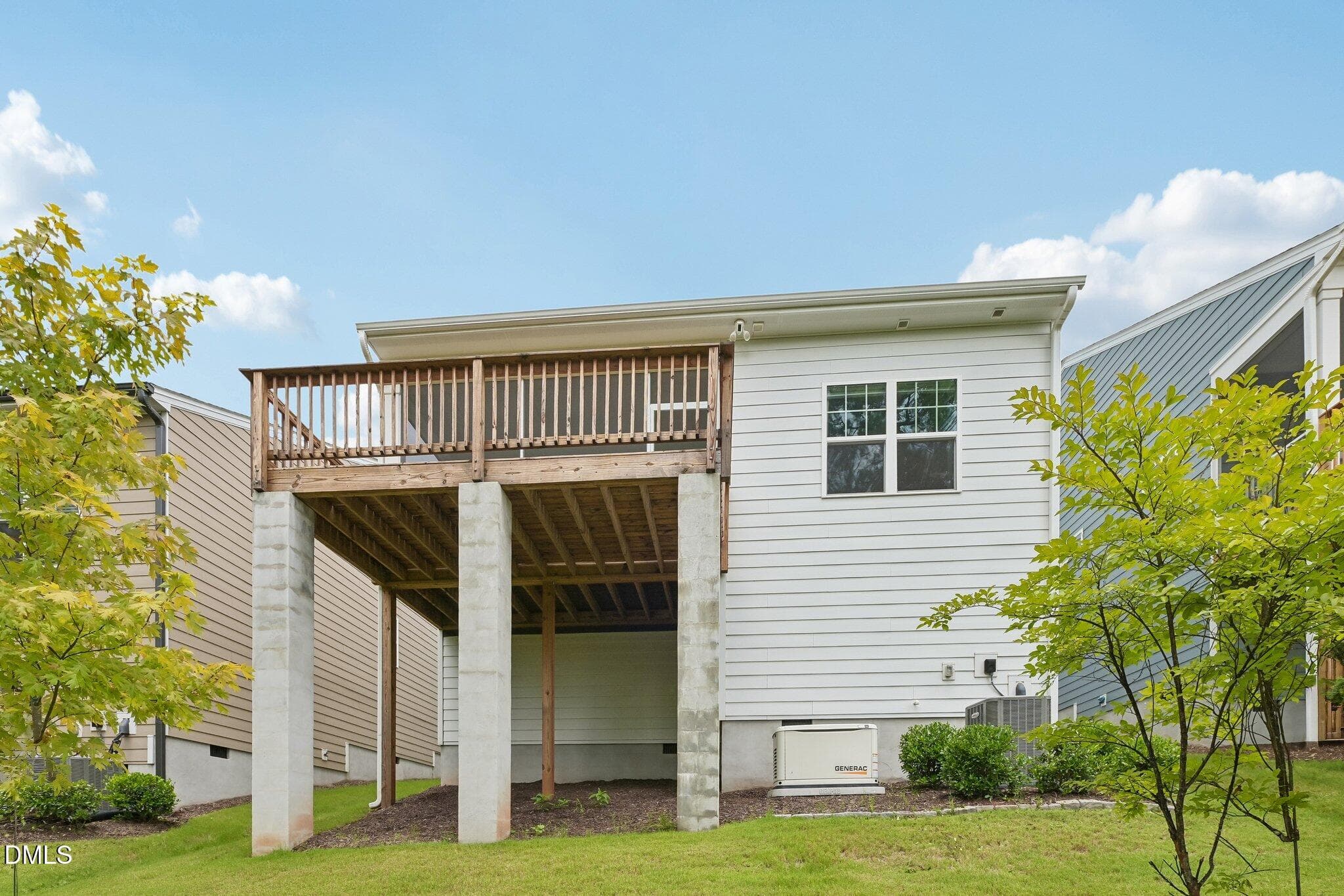 45-web-or-mls-White Flint Cir-S0907-043 - 1207 White Flint Circle, Durham, NC 27703, Durham
